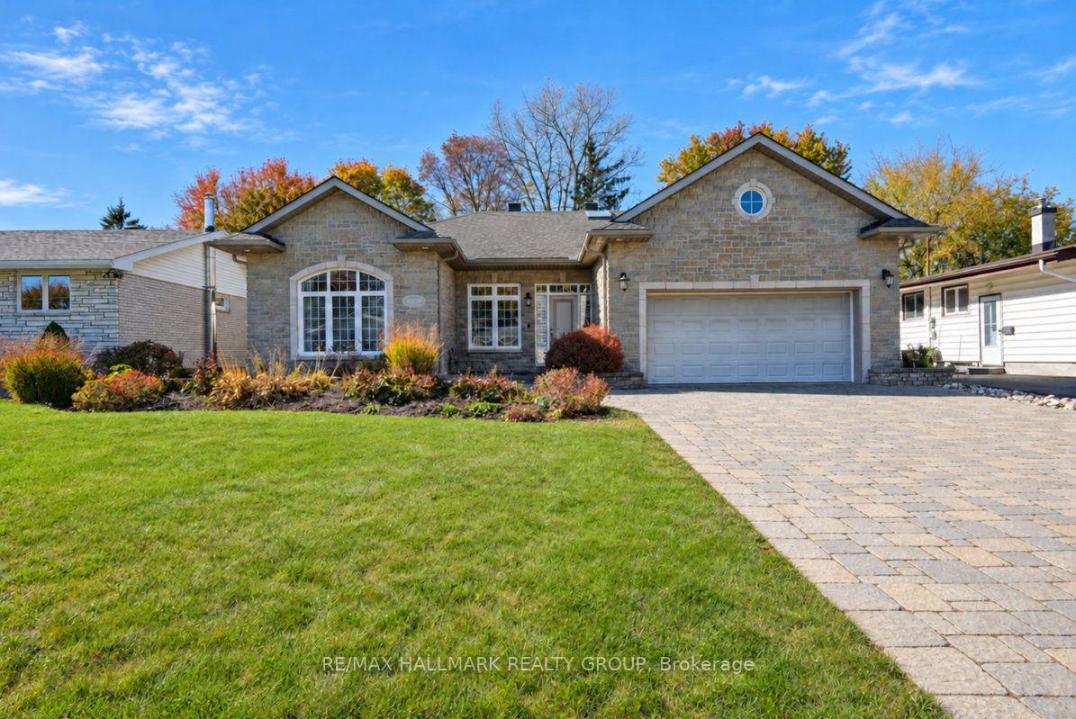 Photo 1 of 1496 Maxime Street, Ottawa, Pineview — HOMEH