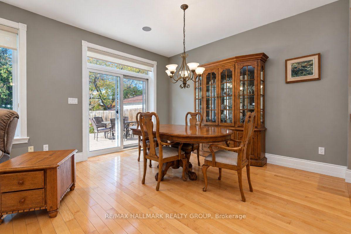 Photo 11 of 1496 Maxime Street, Ottawa, Pineview — HOMEH