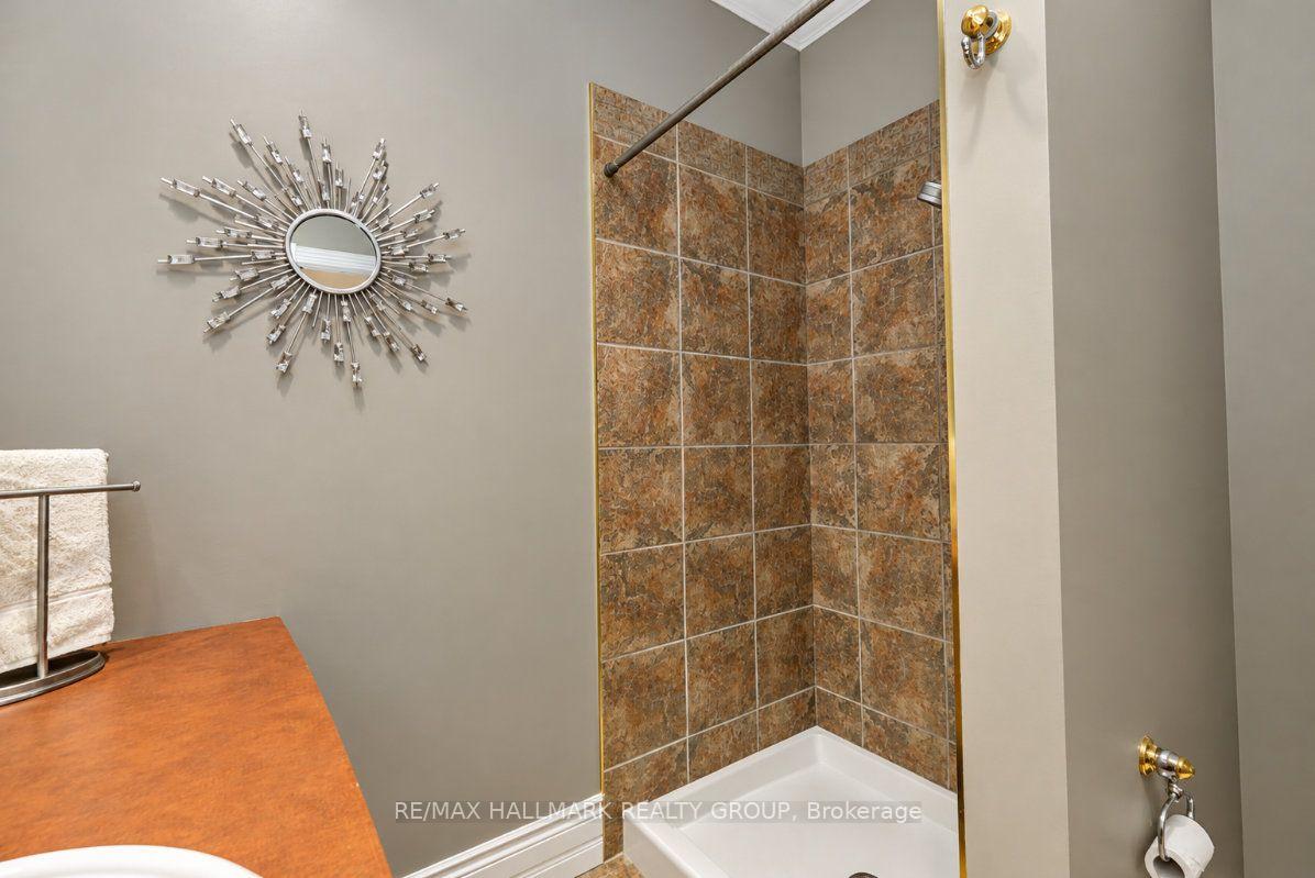 Photo 28 of 1496 Maxime Street, Ottawa, Pineview — HOMEH