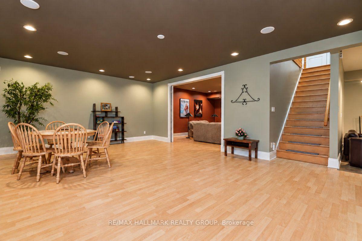 Photo 31 of 1496 Maxime Street, Ottawa, Pineview — HOMEH