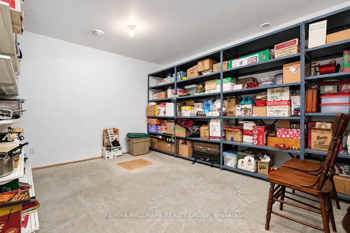 Photo 39 of 1496 Maxime Street, Ottawa, Pineview — HOMEH
