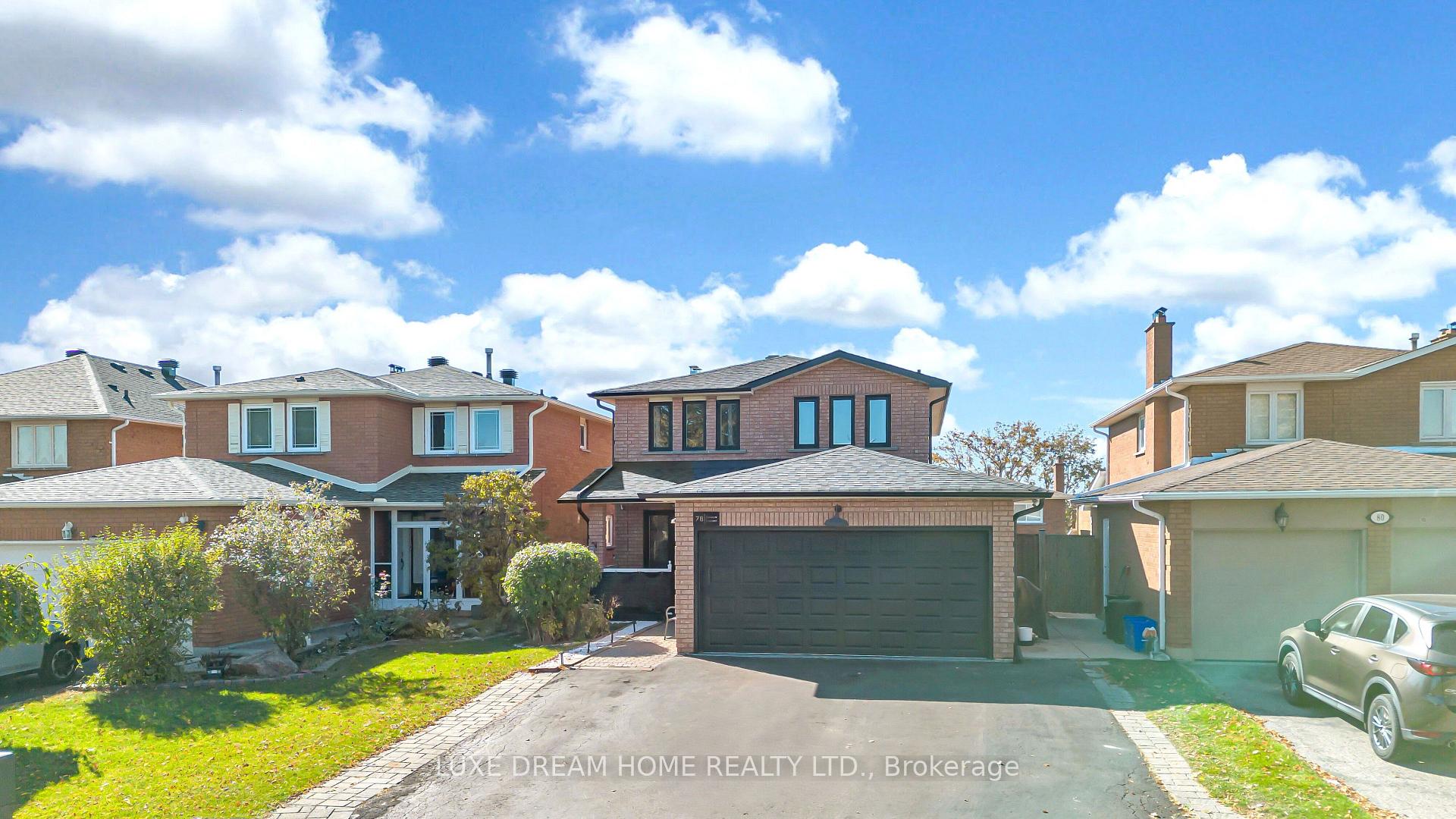 Photo 3 of 78 Governor Crescent, Vaughan, East Woodbridge — HOMEH