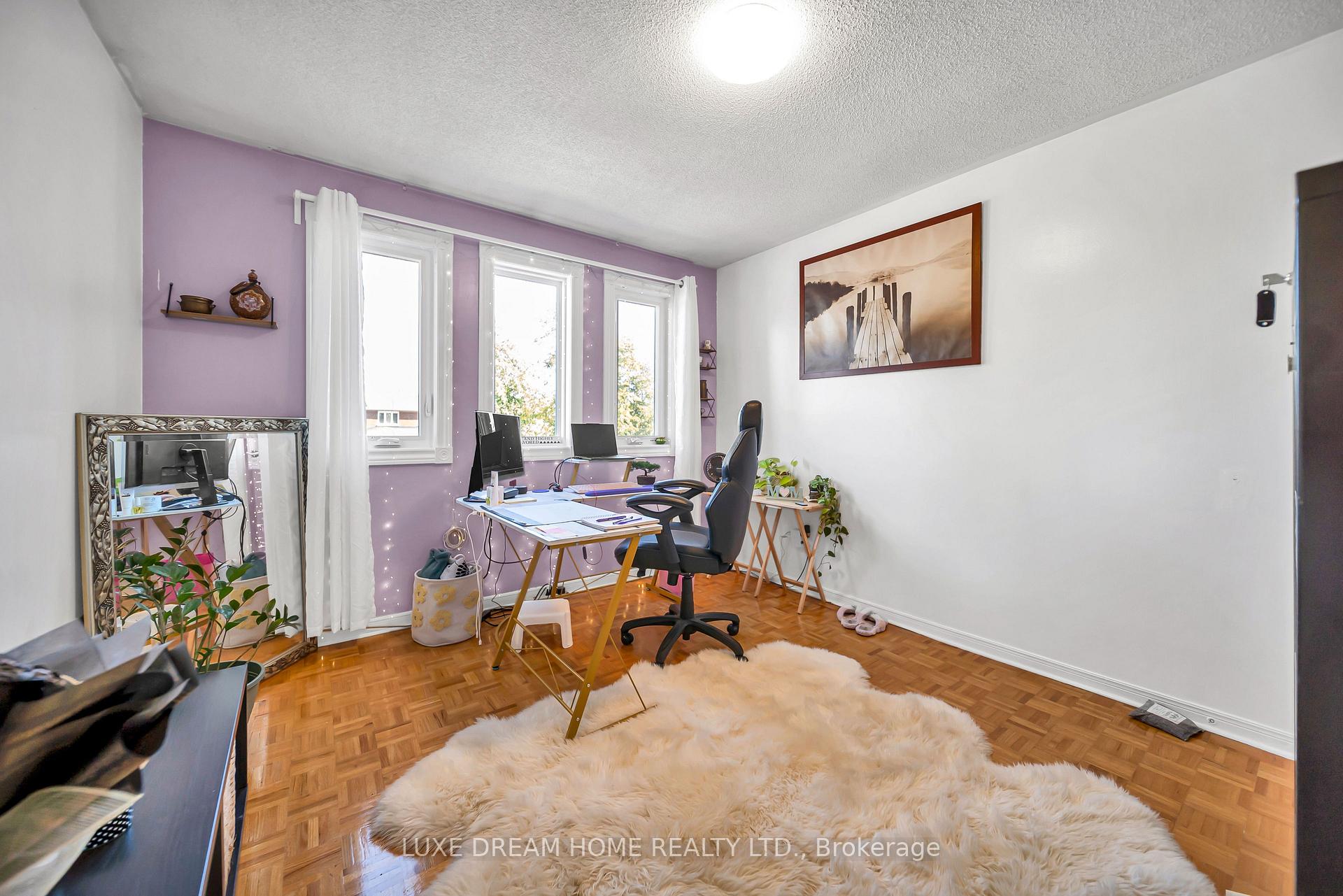 Photo 28 of 78 Governor Crescent, Vaughan, East Woodbridge — HOMEH