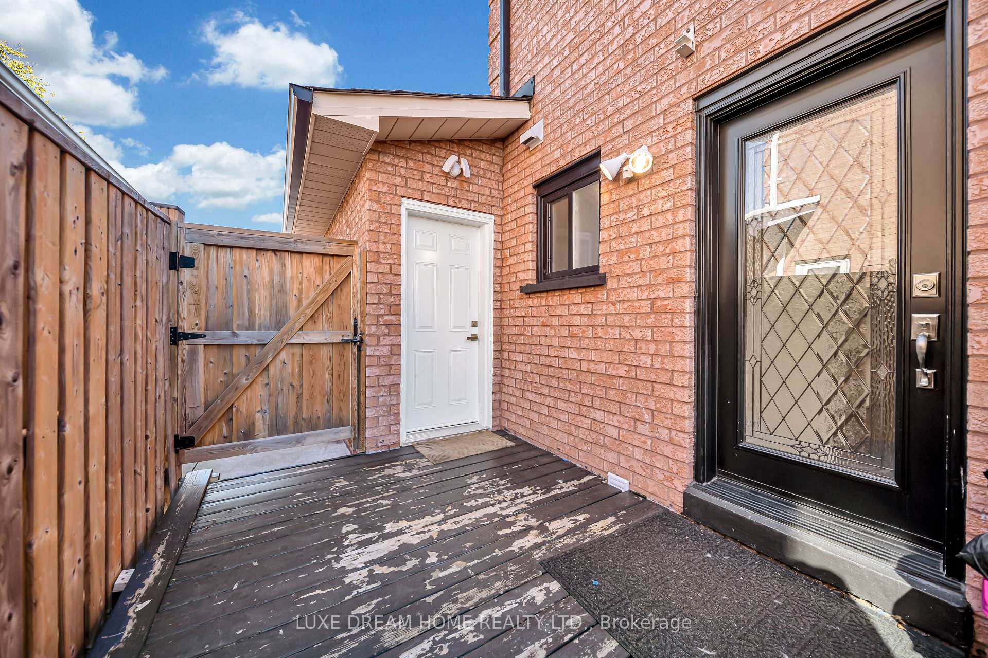 Photo 32 of 78 Governor Crescent, Vaughan, East Woodbridge — HOMEH