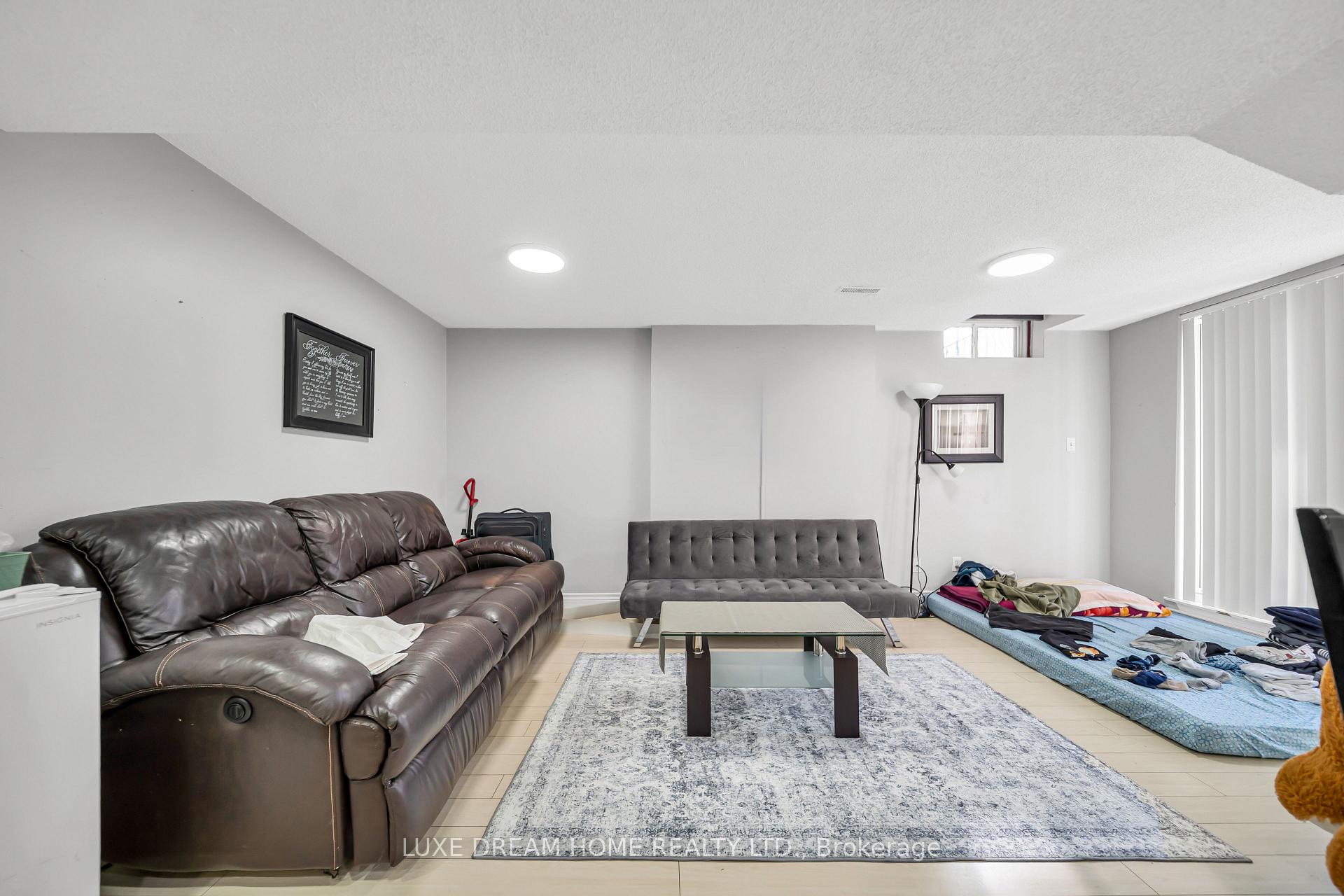 Photo 34 of 78 Governor Crescent, Vaughan, East Woodbridge — HOMEH