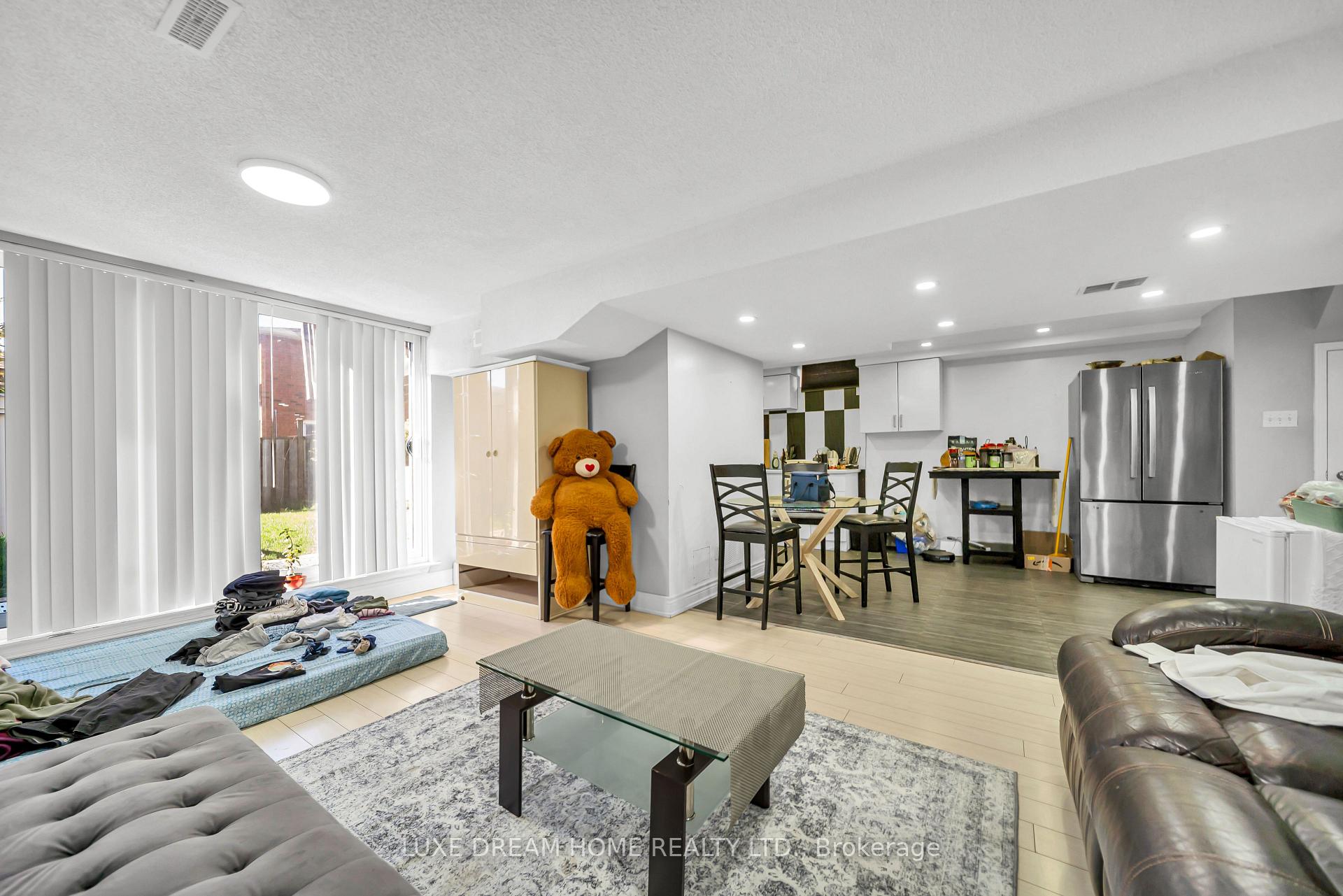 Photo 35 of 78 Governor Crescent, Vaughan, East Woodbridge — HOMEH