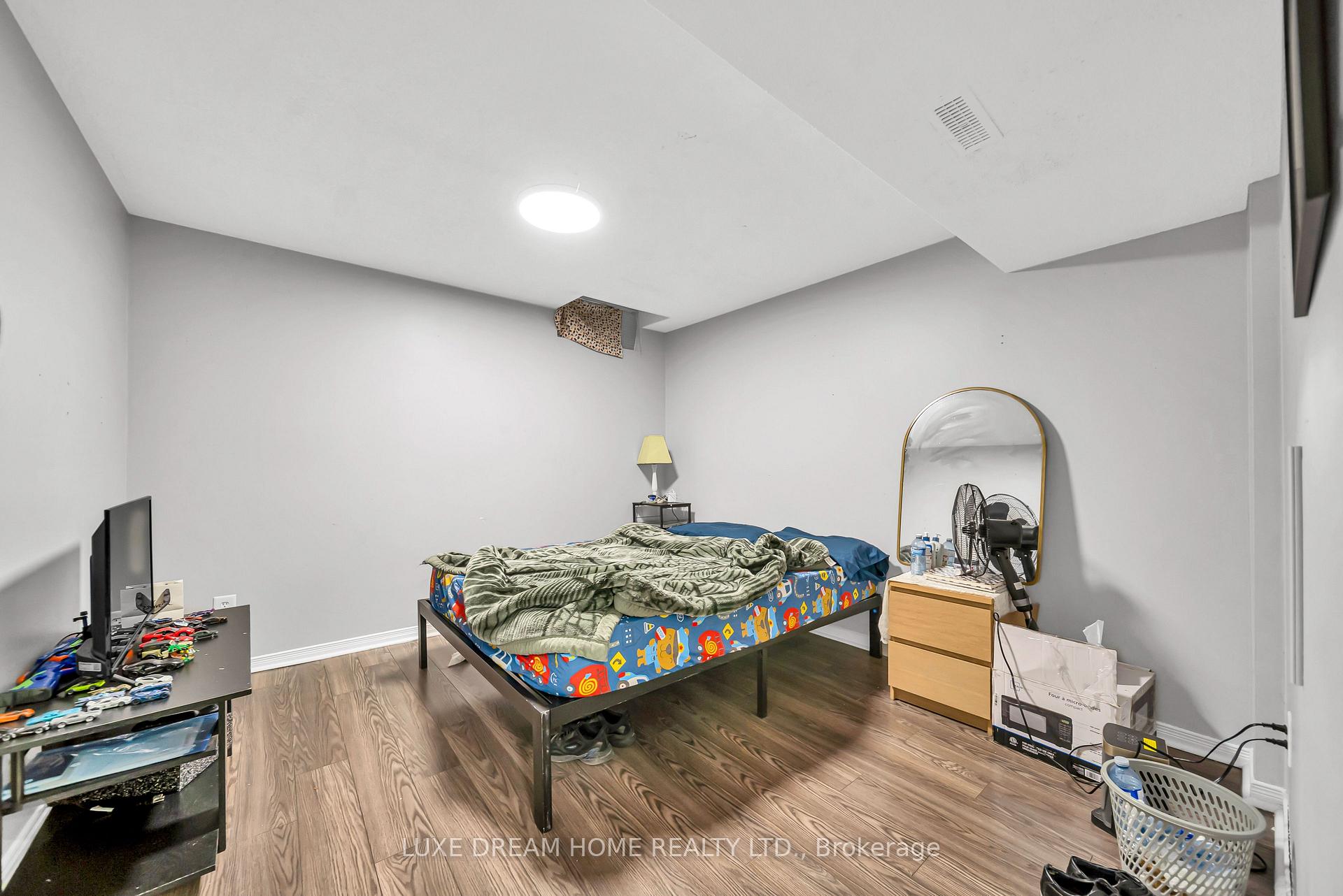 Photo 39 of 78 Governor Crescent, Vaughan, East Woodbridge — HOMEH