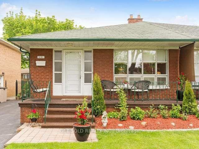 Front of 3191 Fieldgate Drive