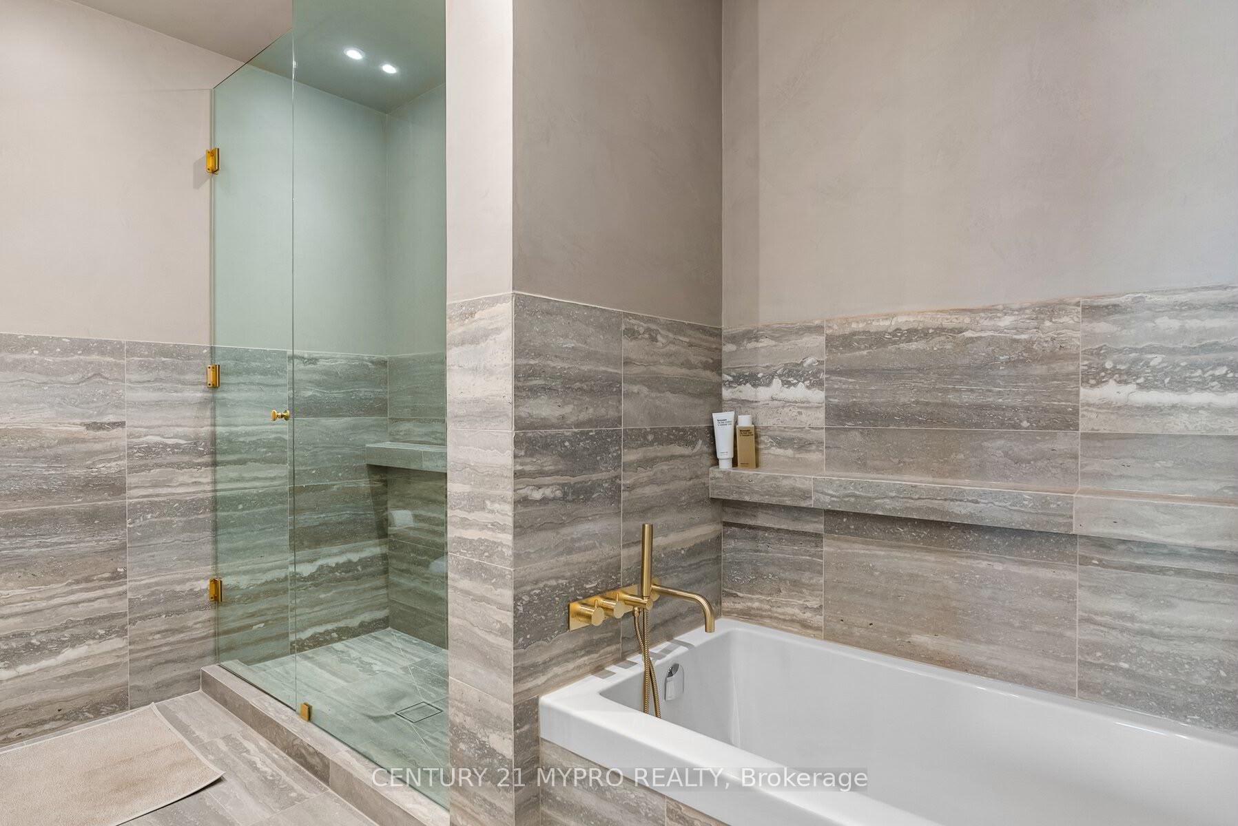 Photo 11 of Unit 3603, 224 King Street W, Toronto, Waterfront Communities — HOMEH