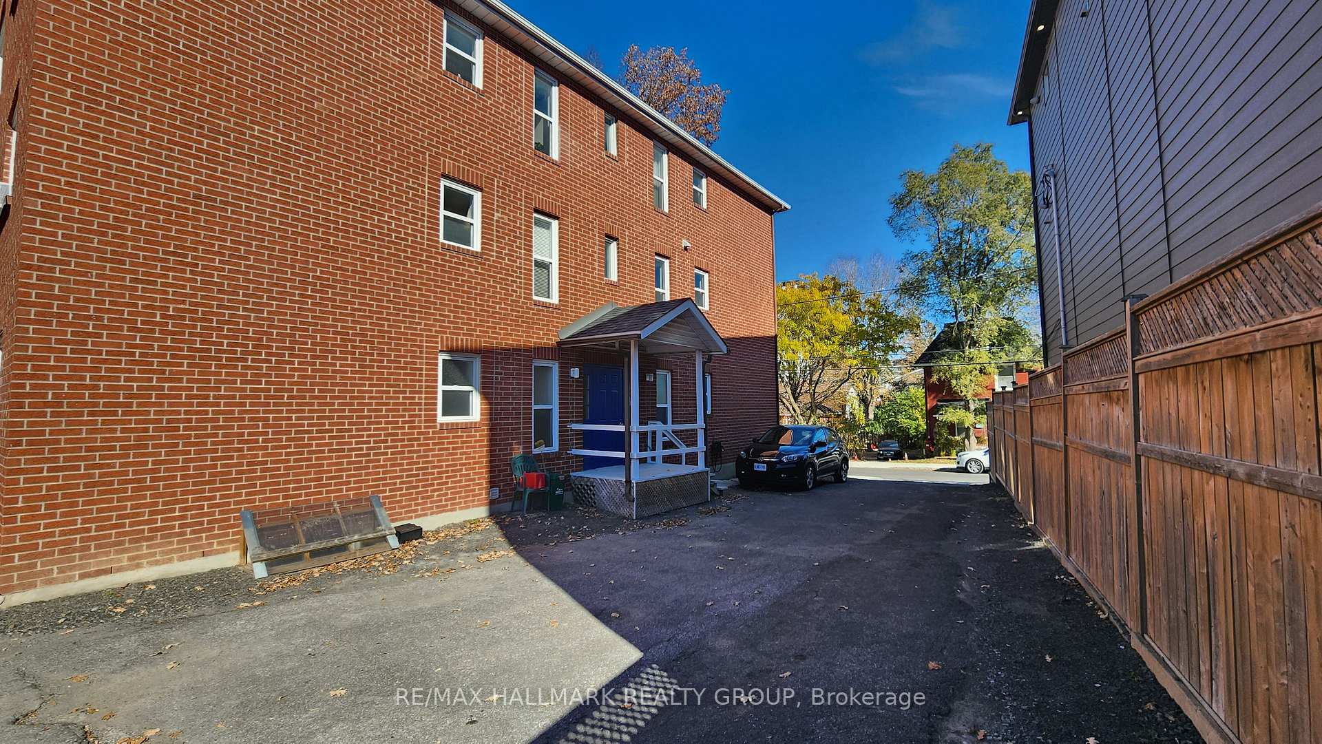 Photo 7 of 346 Winona Avenue, Ottawa, Westboro South — HOMEH