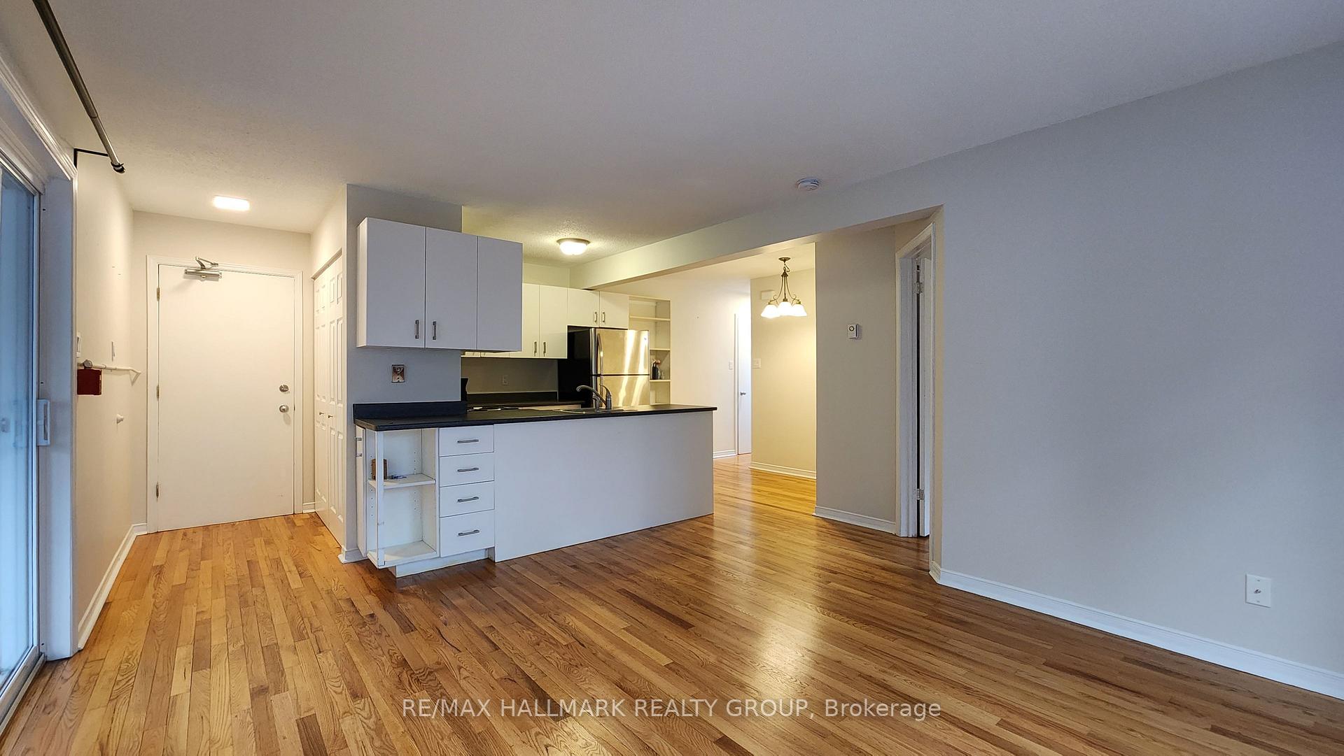 Photo 25 of 346 Winona Avenue, Ottawa, Westboro South — HOMEH