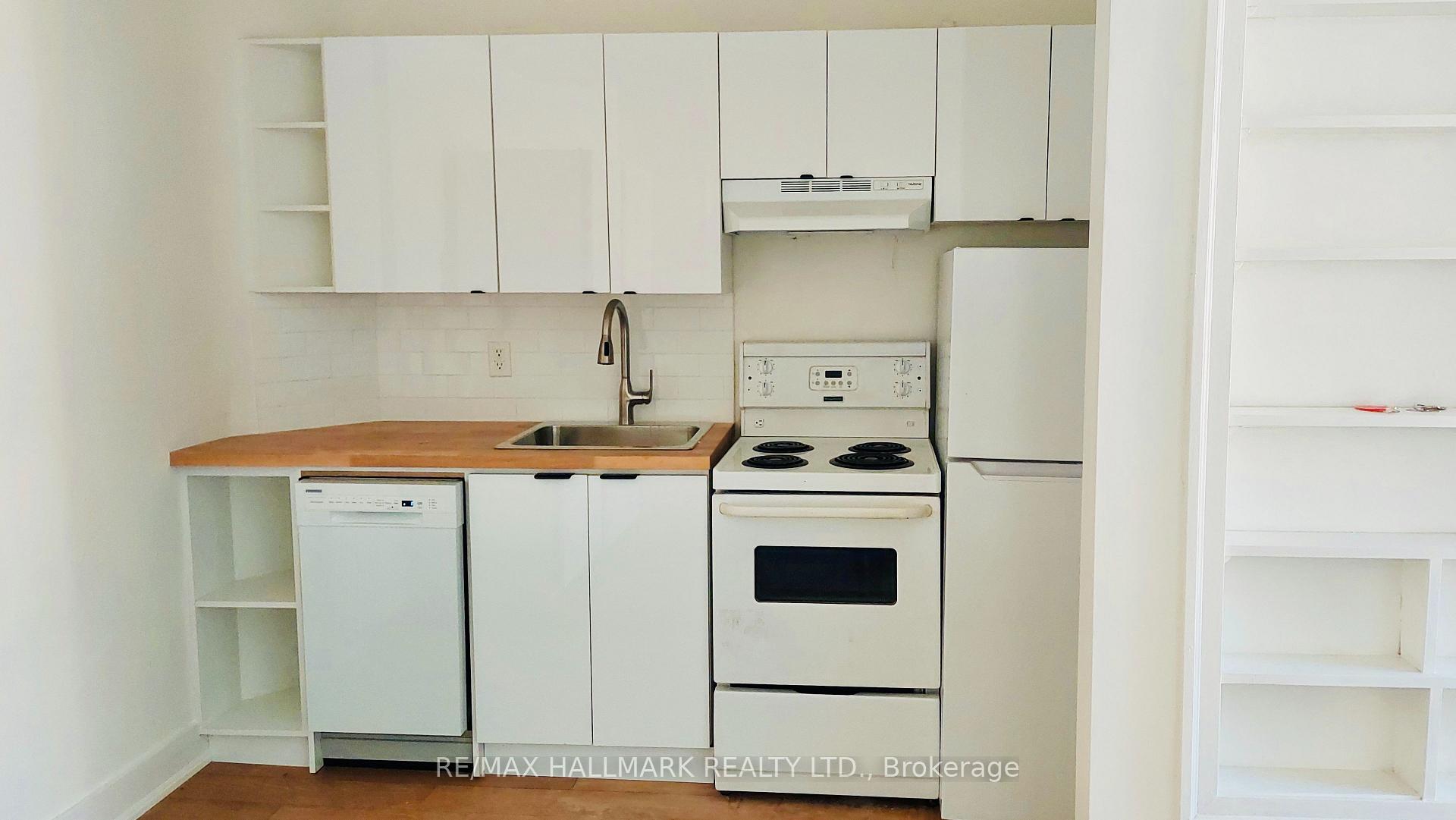 Photo 5 of Unit 14, 595 St Clair Avenue W, Toronto, Wychwood — HOMEH