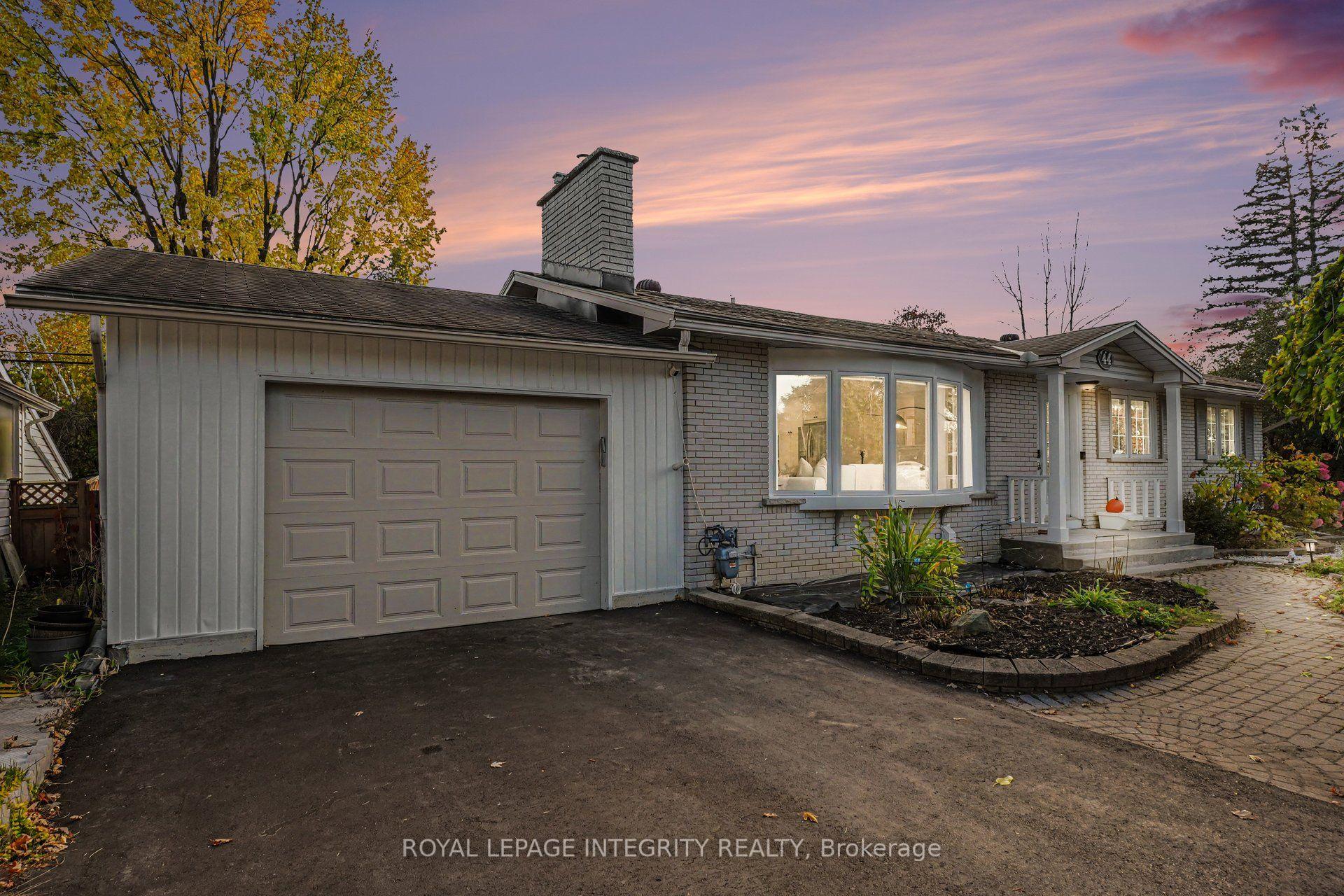 Photo 1 of 44 Millford Avenue, Ottawa, Manordale — HOMEH