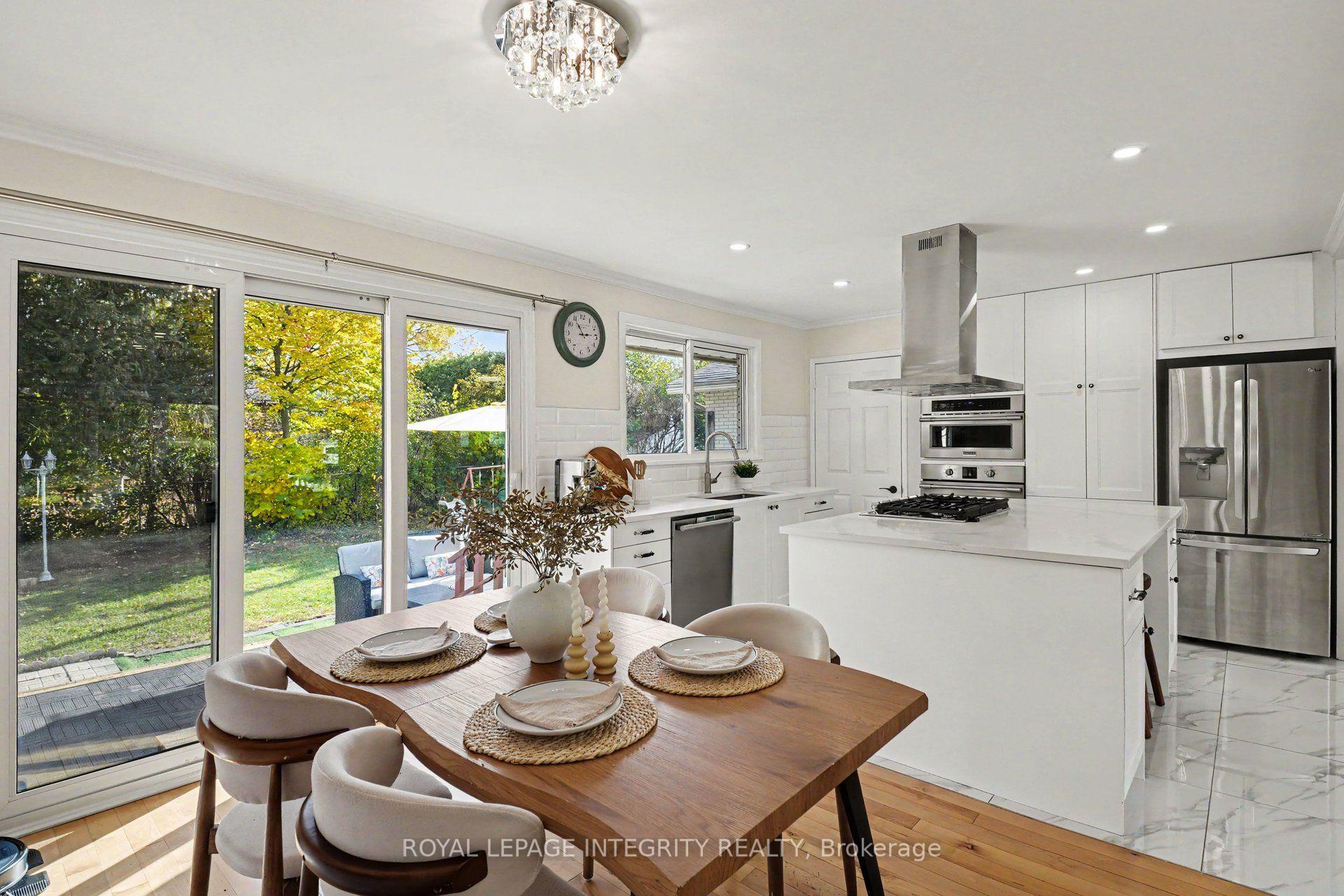 Photo 16 of 44 Millford Avenue, Ottawa, Manordale — HOMEH