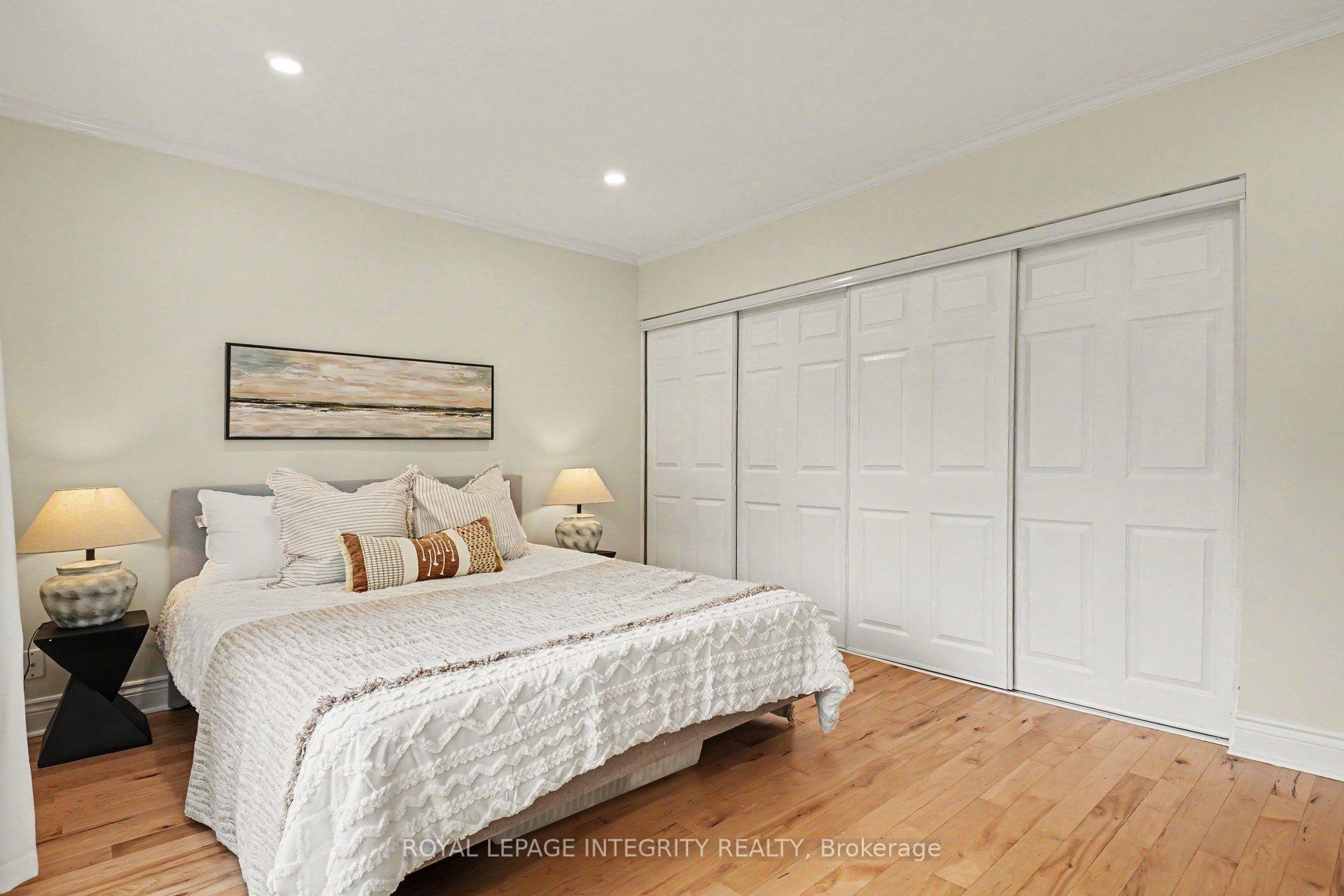 Photo 36 of 44 Millford Avenue, Ottawa, Manordale — HOMEH