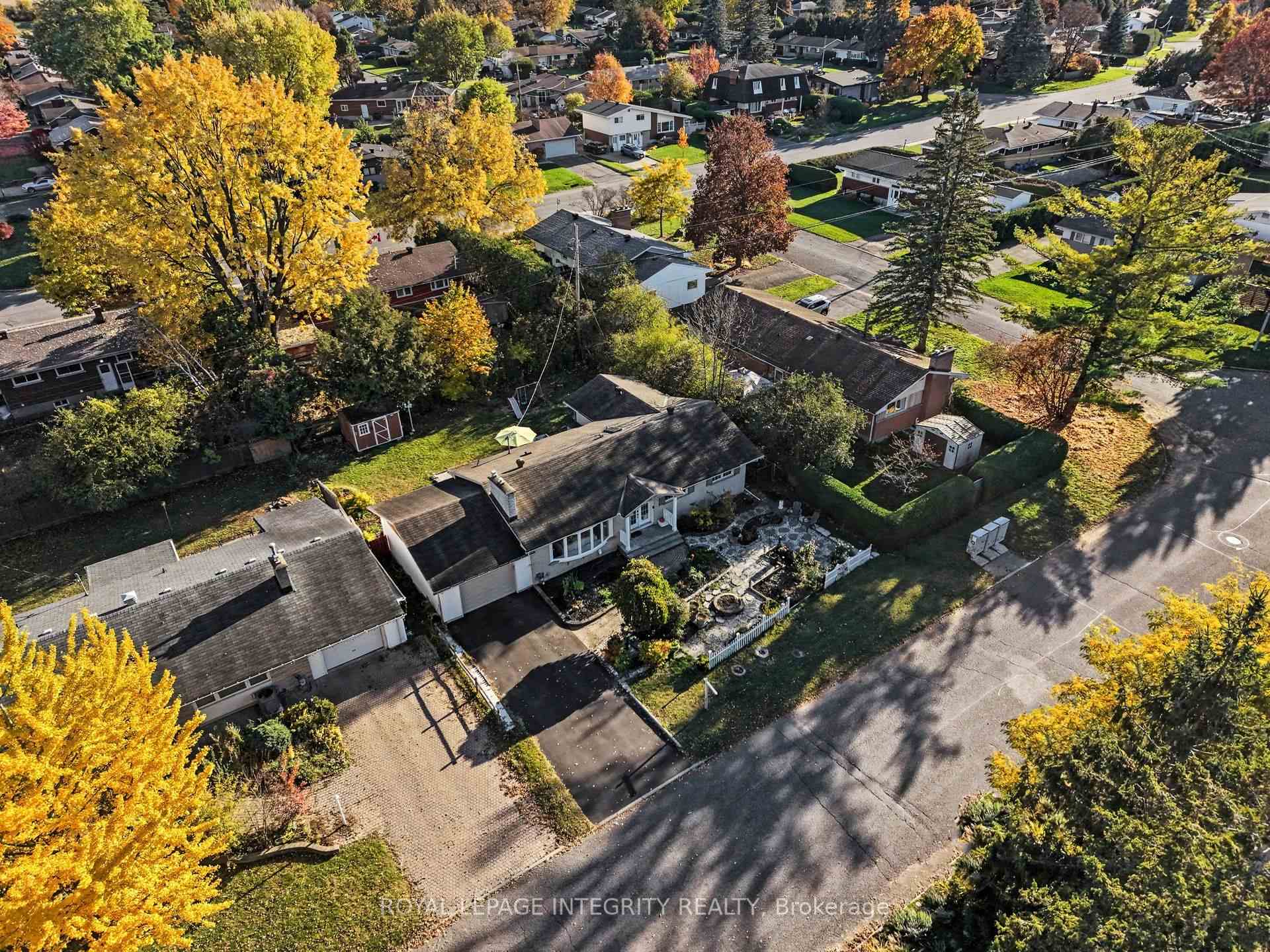 Photo 71 of 44 Millford Avenue, Ottawa, Manordale — HOMEH