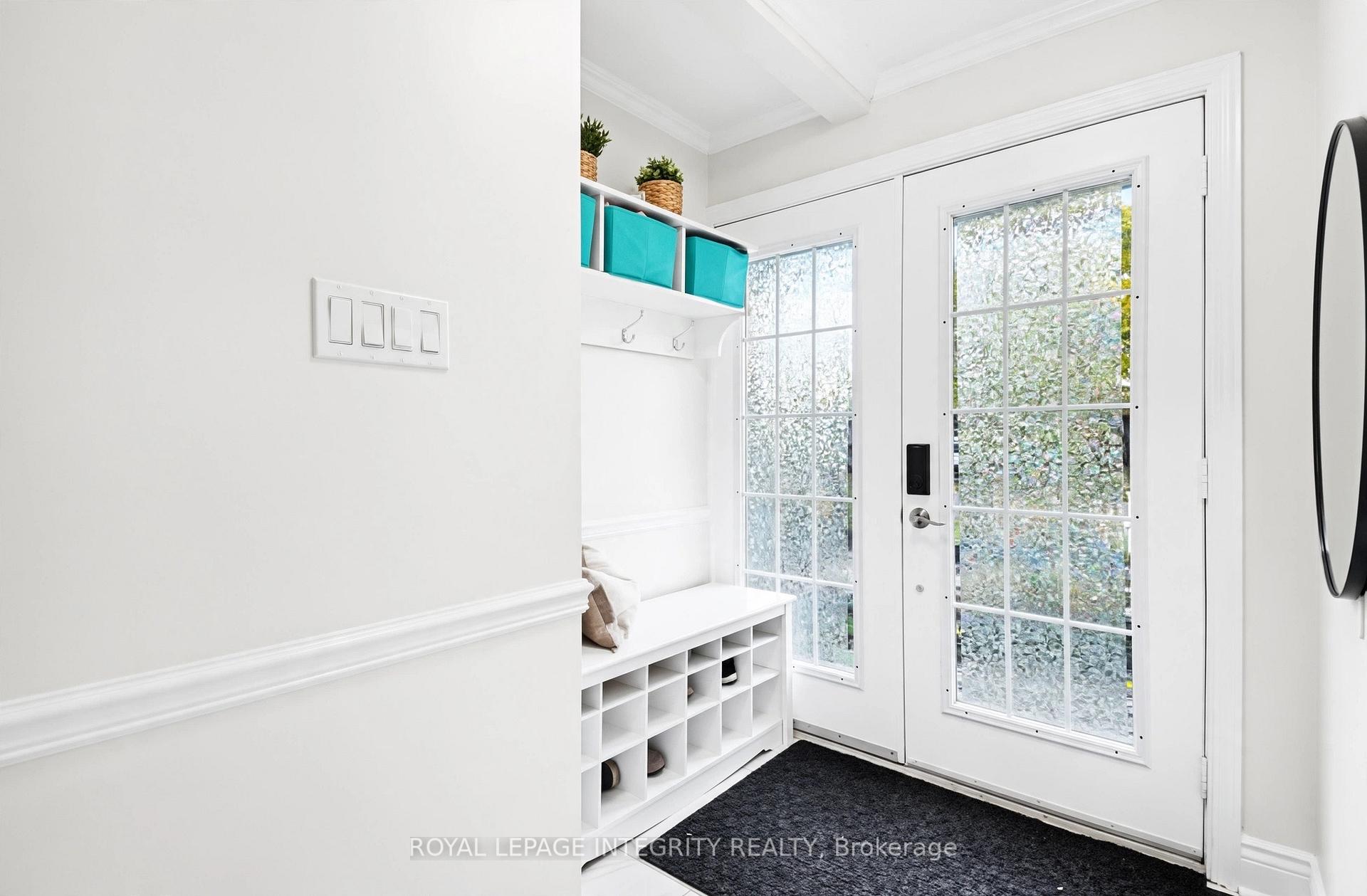 Photo 10 of 44 Millford Avenue, Ottawa, Manordale — HOMEH