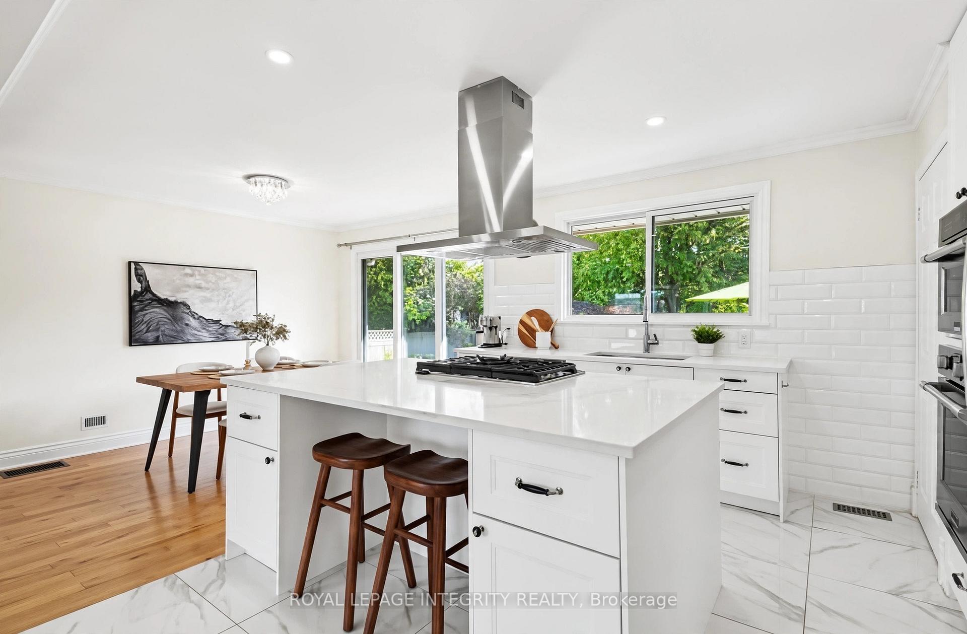 Photo 30 of 44 Millford Avenue, Ottawa, Manordale — HOMEH
