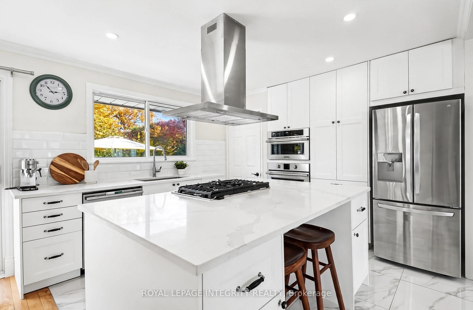 Photo 33 of 44 Millford Avenue, Ottawa, Manordale — HOMEH