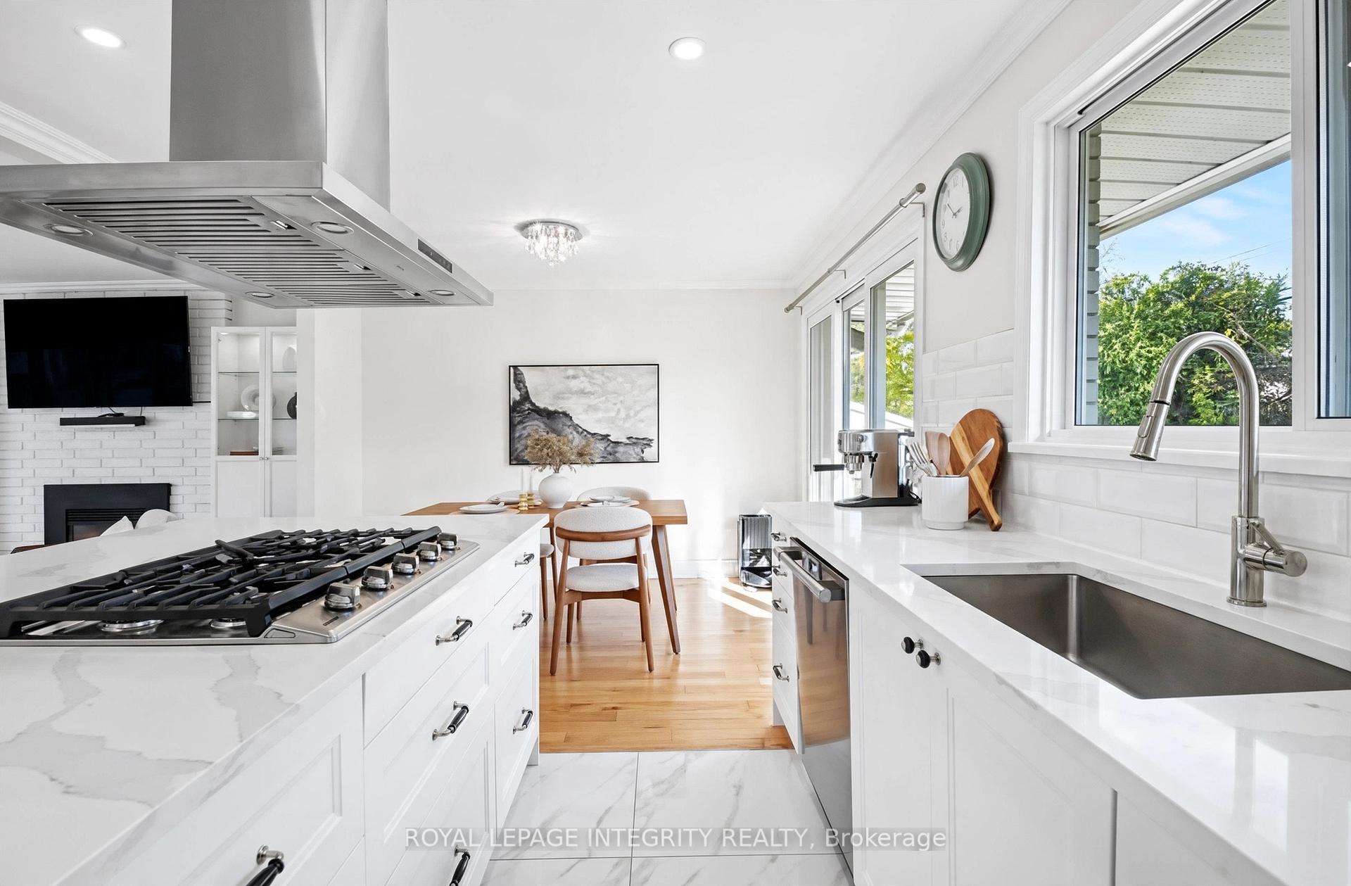 Photo 35 of 44 Millford Avenue, Ottawa, Manordale — HOMEH