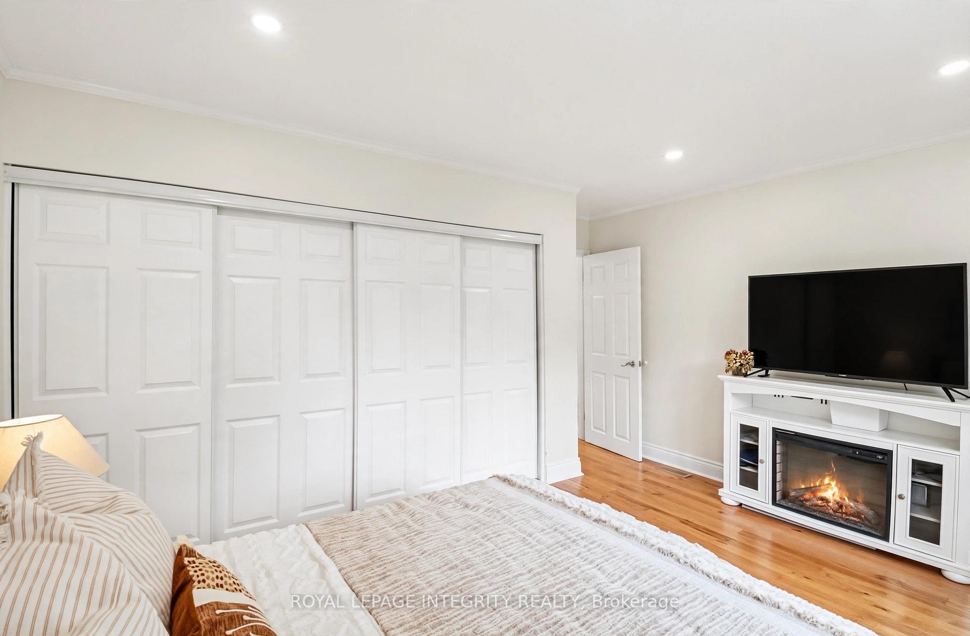 Photo 55 of 44 Millford Avenue, Ottawa, Manordale — HOMEH