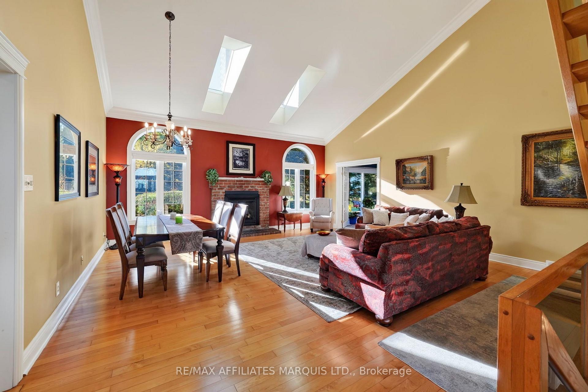 Photo 4 of 19144 Paragon Road, South Glengarry, South Glengarry (Charlottenburgh) Twp — HOMEH