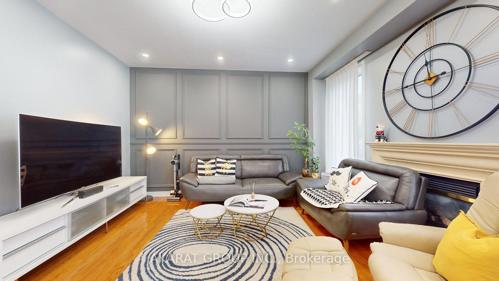 Photo 14 of 28 Saint James Avenue, Vaughan, Vellore Village — HOMEH