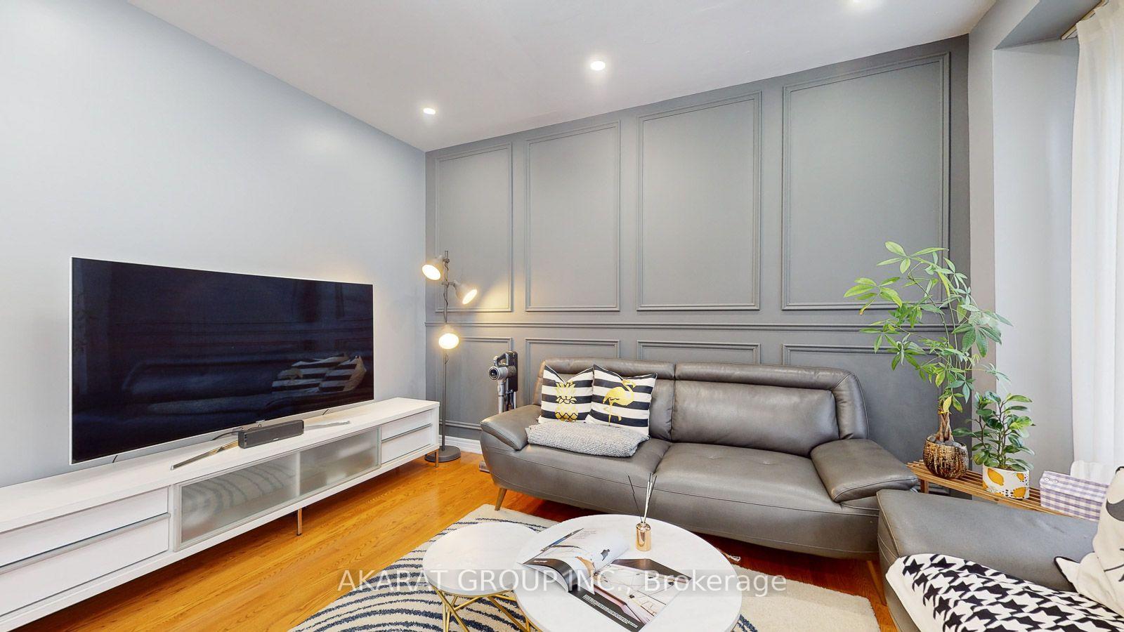 Photo 15 of 28 Saint James Avenue, Vaughan, Vellore Village — HOMEH