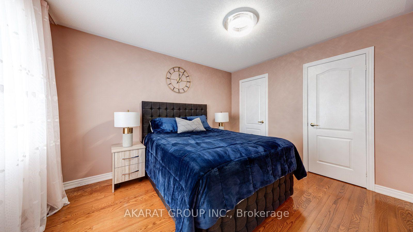 Photo 21 of 28 Saint James Avenue, Vaughan, Vellore Village — HOMEH