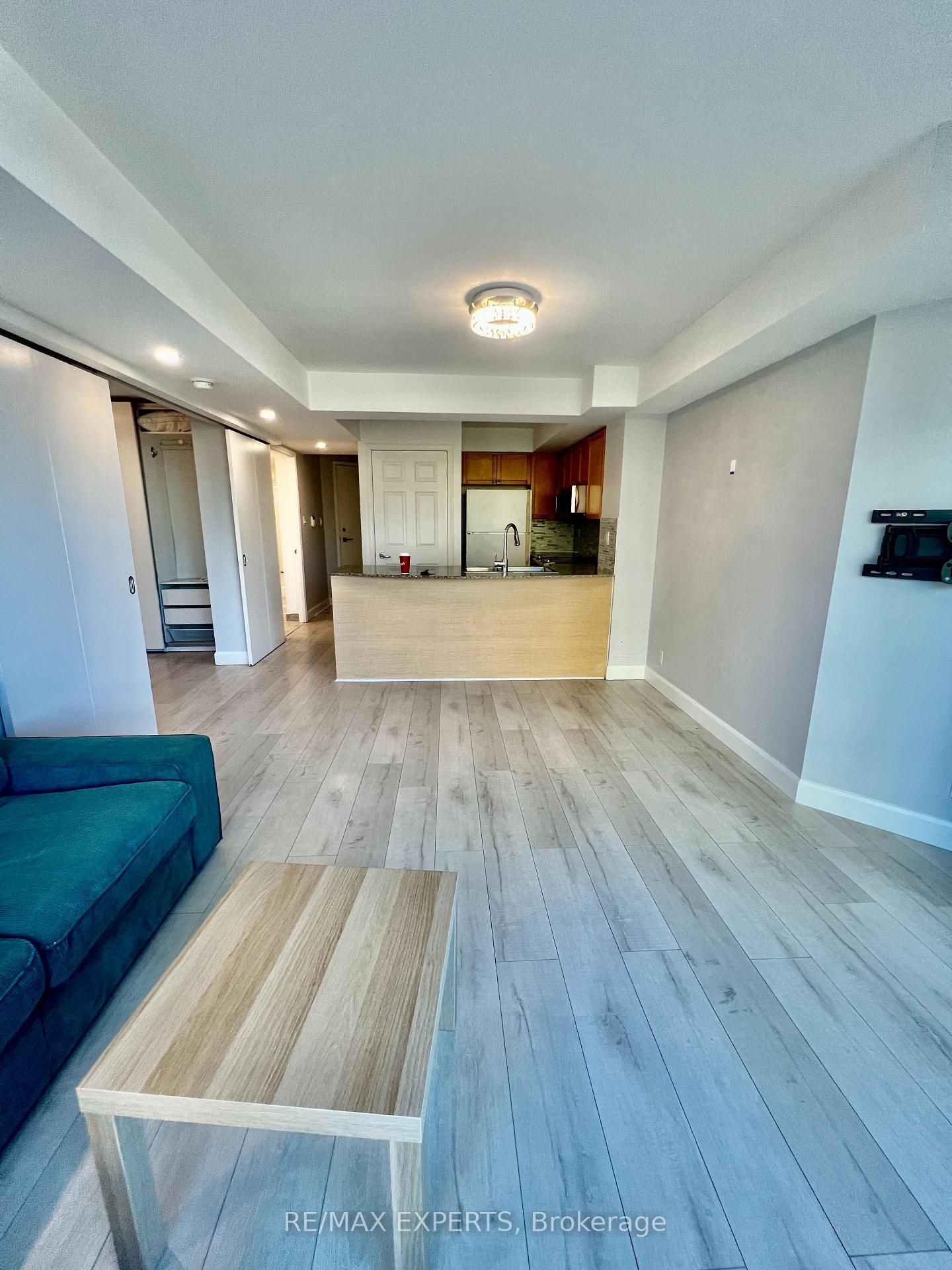 Photo 2 of Unit 327, 230 Queens Quay W, Toronto, Waterfront Communities — HOMEH