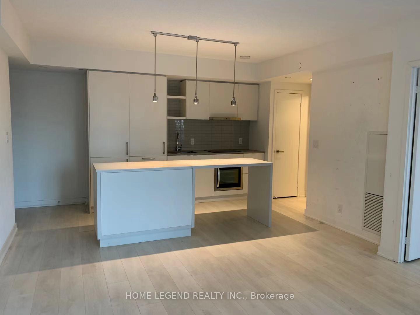 Photo 4 of Unit 1106, 100 Harbour Street, Toronto, Waterfront Communities — HOMEH
