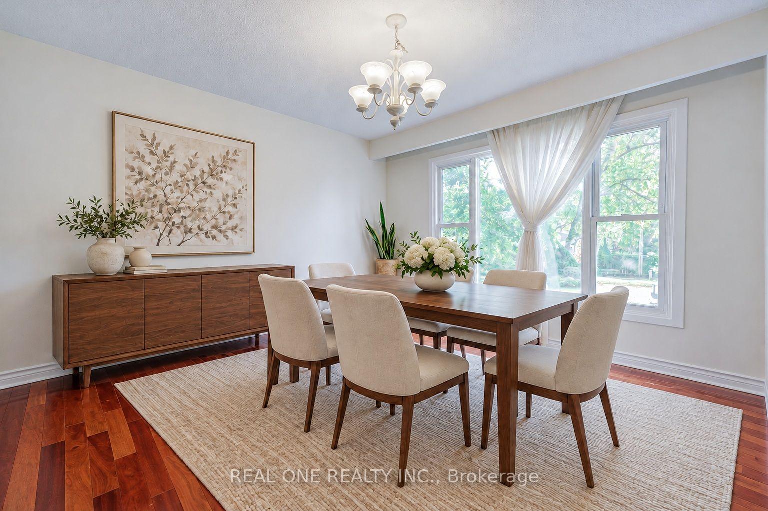 Photo 8 of 401 Swinburne Road, Burlington, Roseland — HOMEH