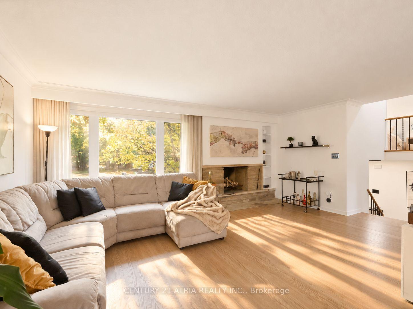 Photo 8 of 18 Castledene Crescent, Scarborough, Tam O'Shanter-Sullivan — HOMEH