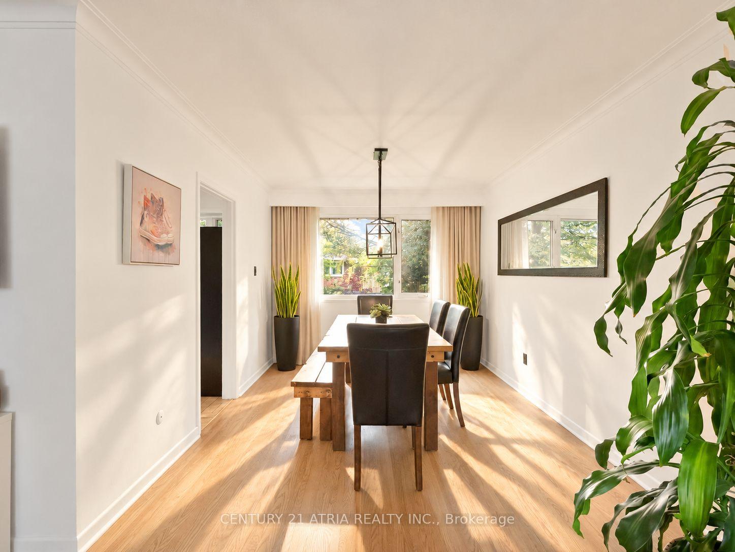 Photo 10 of 18 Castledene Crescent, Scarborough, Tam O'Shanter-Sullivan — HOMEH
