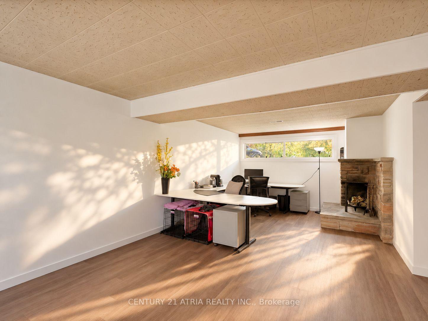 Photo 24 of 18 Castledene Crescent, Scarborough, Tam O'Shanter-Sullivan — HOMEH
