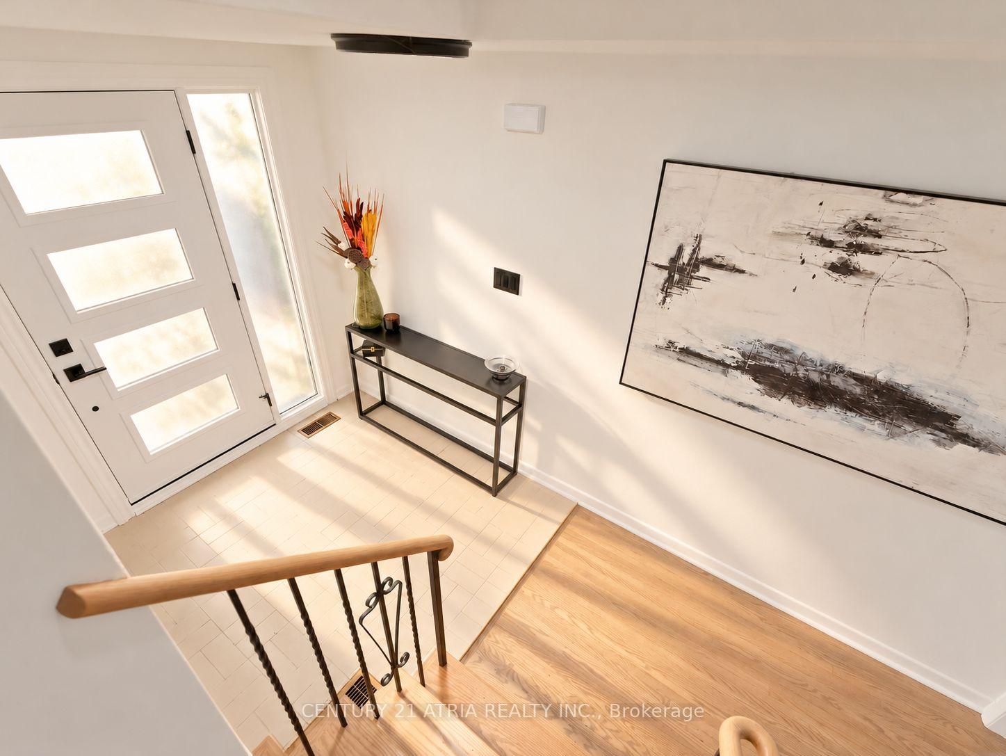 Photo 35 of 18 Castledene Crescent, Scarborough, Tam O'Shanter-Sullivan — HOMEH