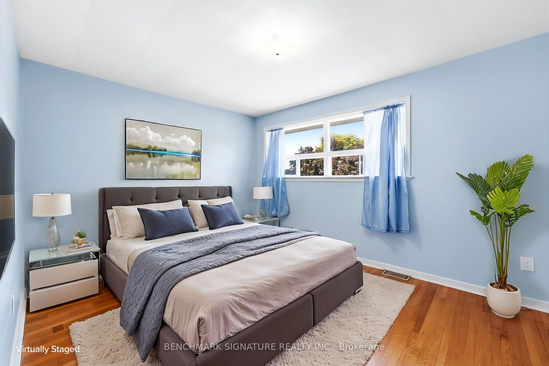 Photo 21 of 51 Baybrook Crescent, Scarborough, Woburn — HOMEH