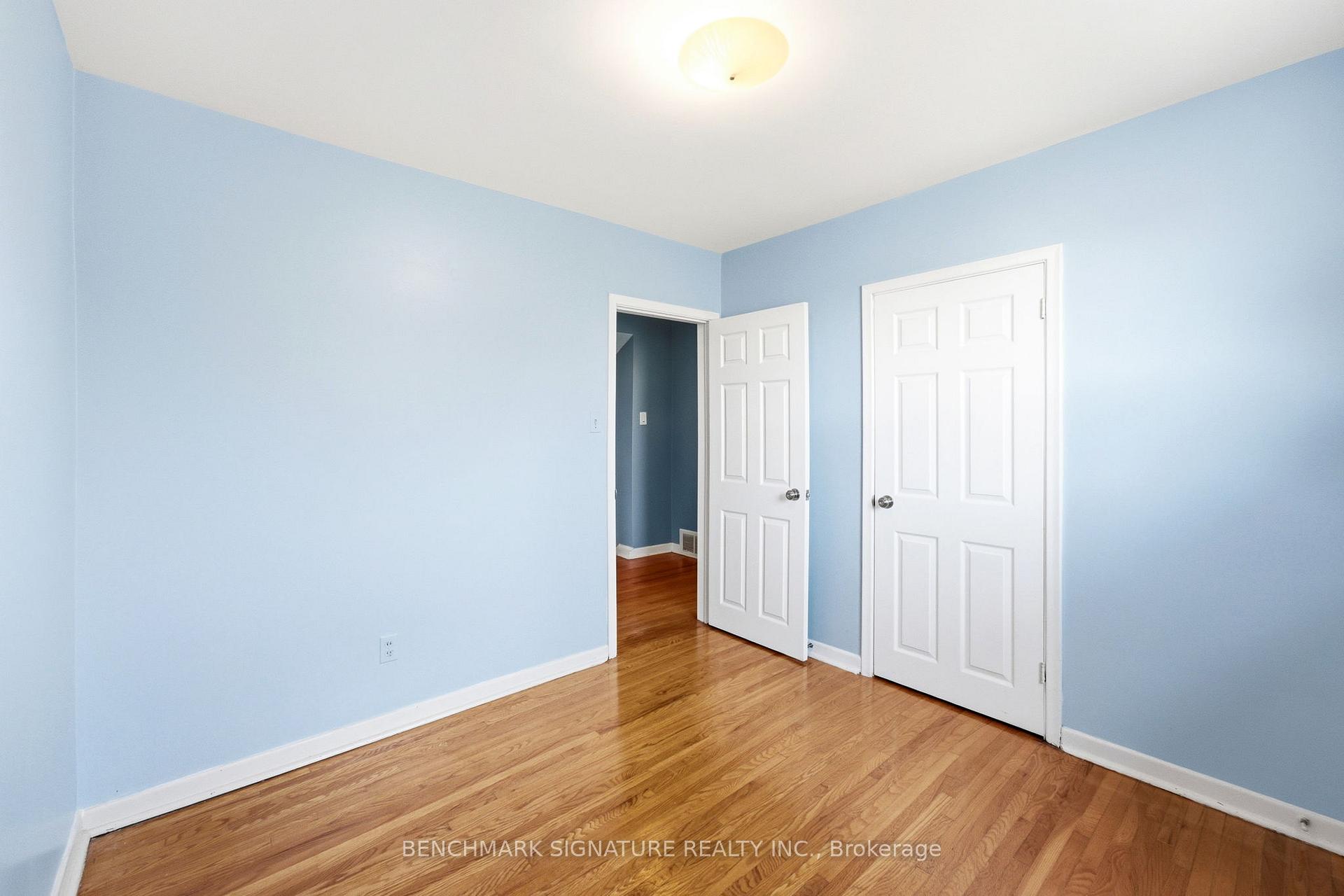 Photo 24 of 51 Baybrook Crescent, Scarborough, Woburn — HOMEH