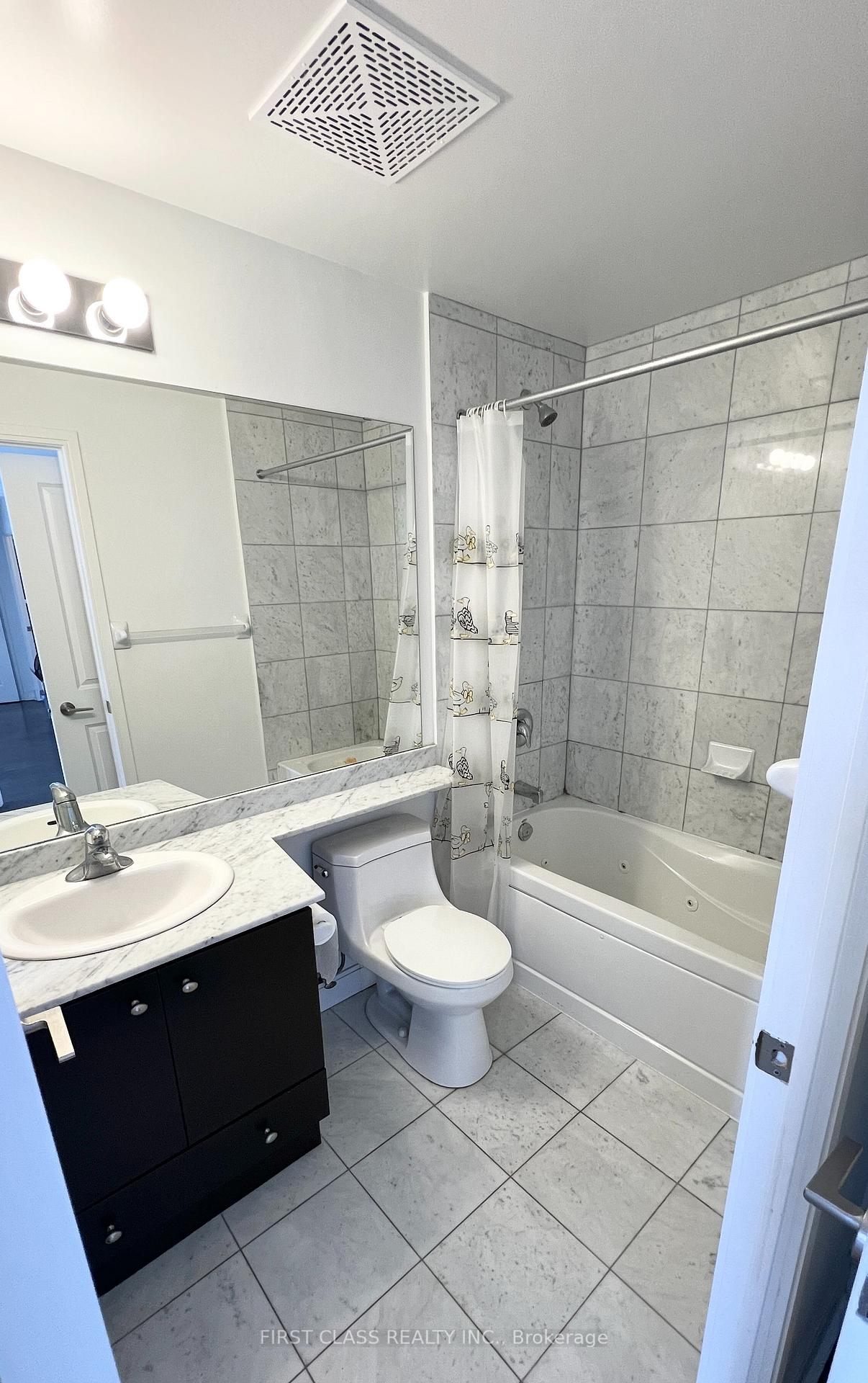 Photo 9 of Unit 3805, 60 Absolute Avenue, Mississauga, City Centre — HOMEH
