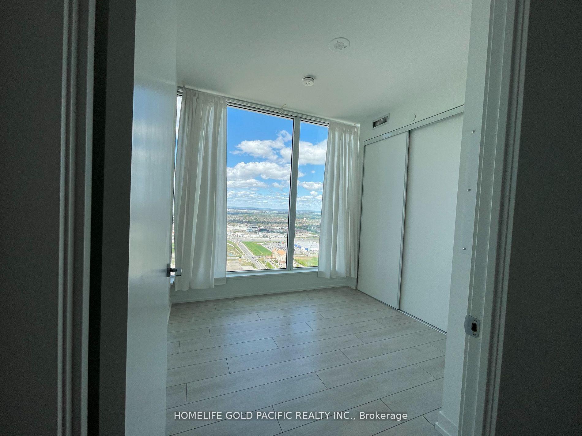 Photo 11 of Unit 4510, 5 buttermill Avenue, Vaughan, Vaughan Corporate Centre — HOMEH