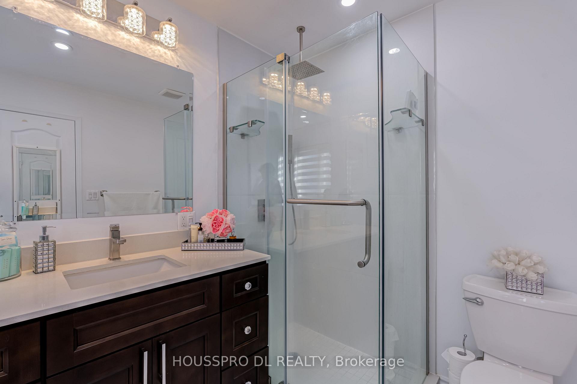 Photo 29 of Unit 12, 619 Evans Avenue, Etobicoke, Alderwood — HOMEH