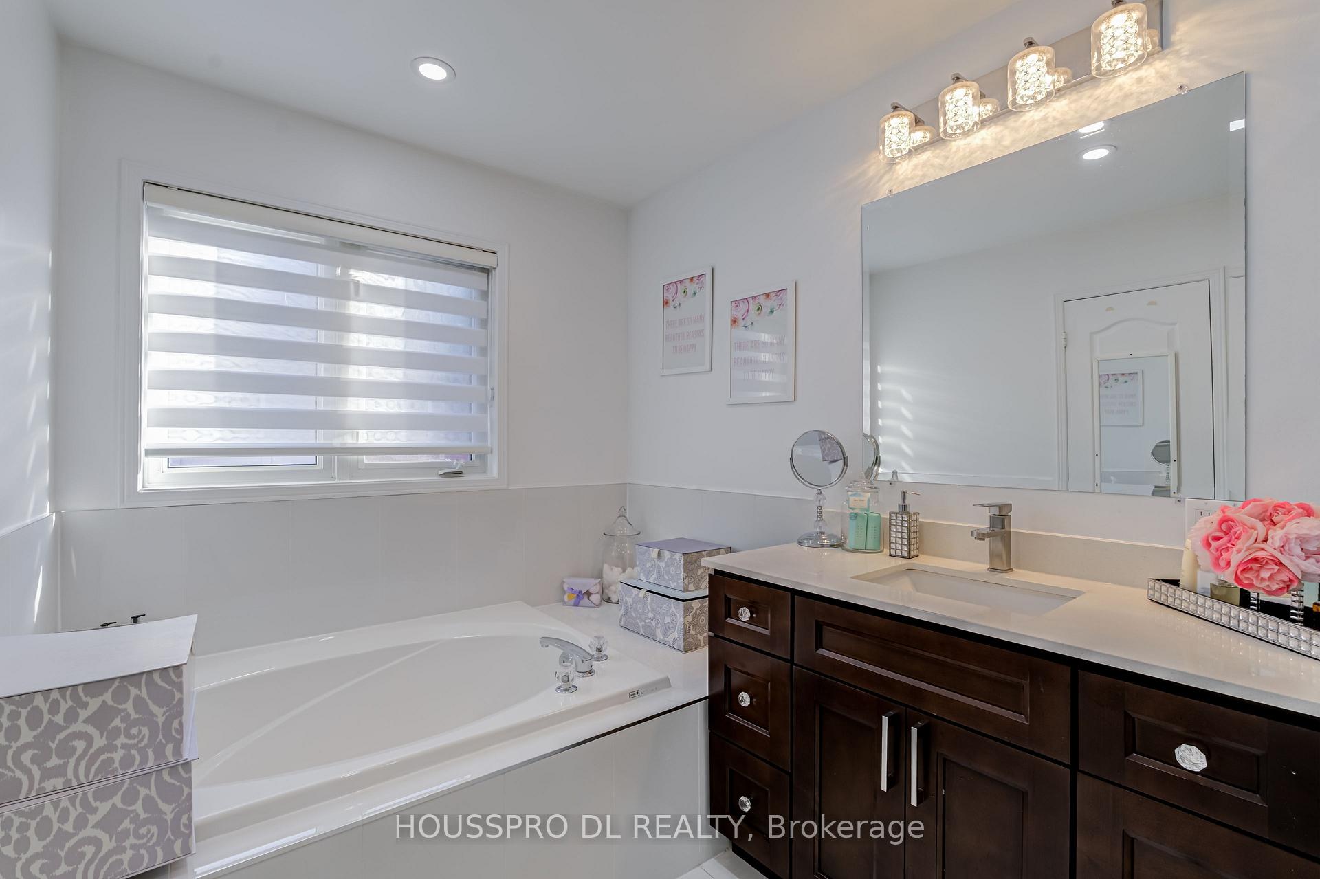 Photo 30 of Unit 12, 619 Evans Avenue, Etobicoke, Alderwood — HOMEH