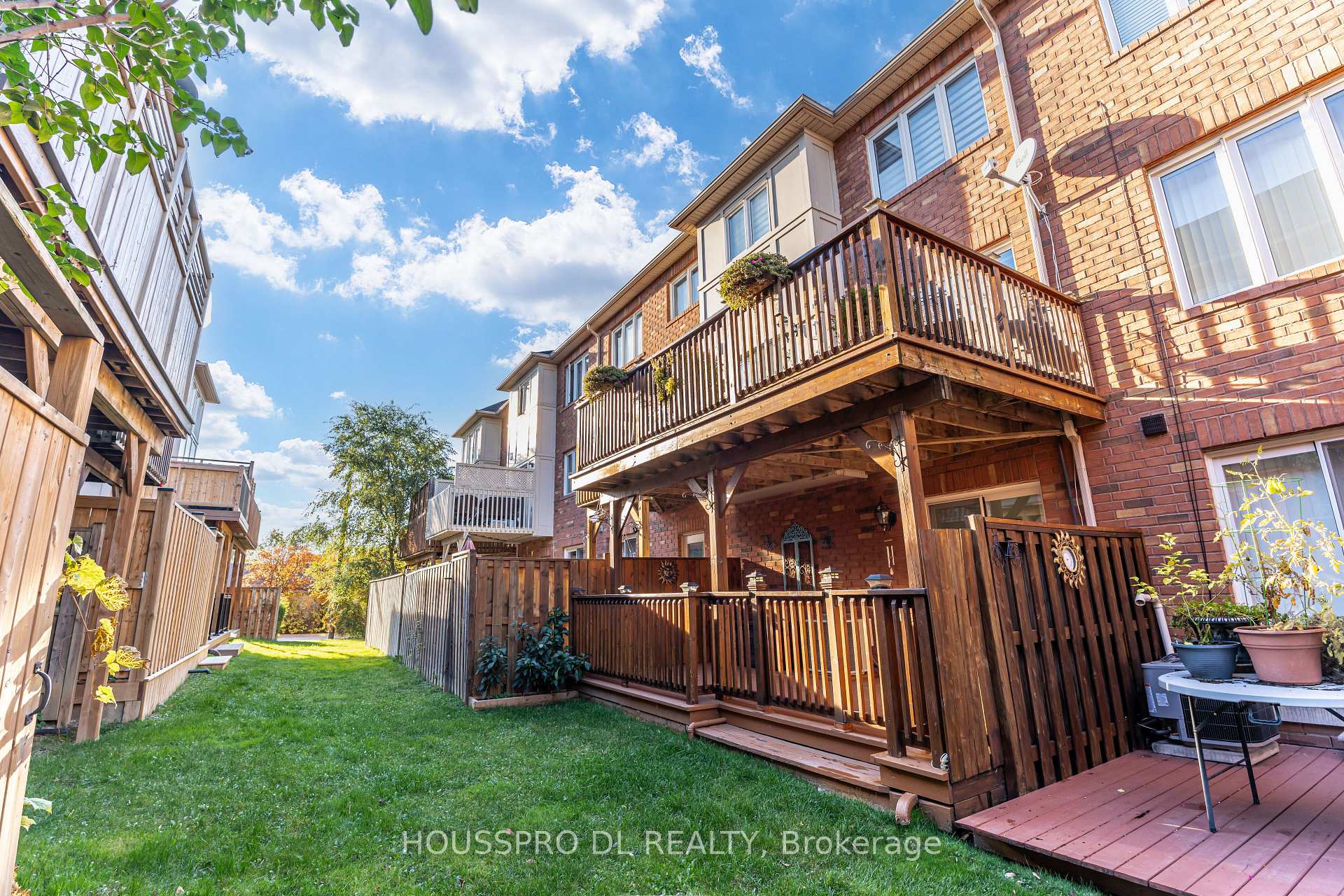 Photo 36 of Unit 12, 619 Evans Avenue, Etobicoke, Alderwood — HOMEH