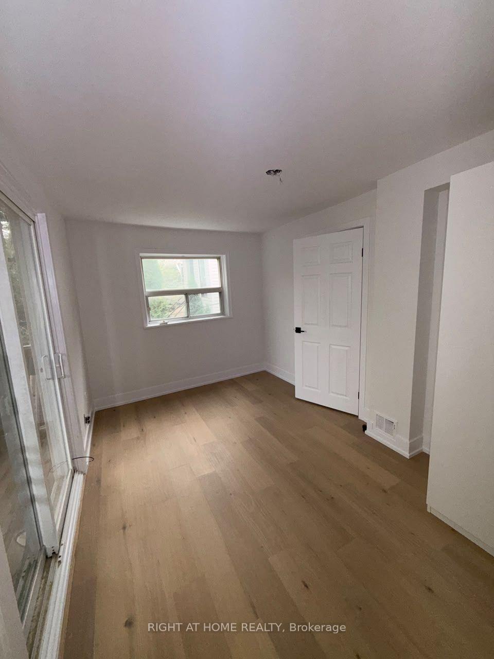 Photo 5 of Unit 202, 2245 Dundas Street W, Toronto, High Park-Swansea — HOMEH