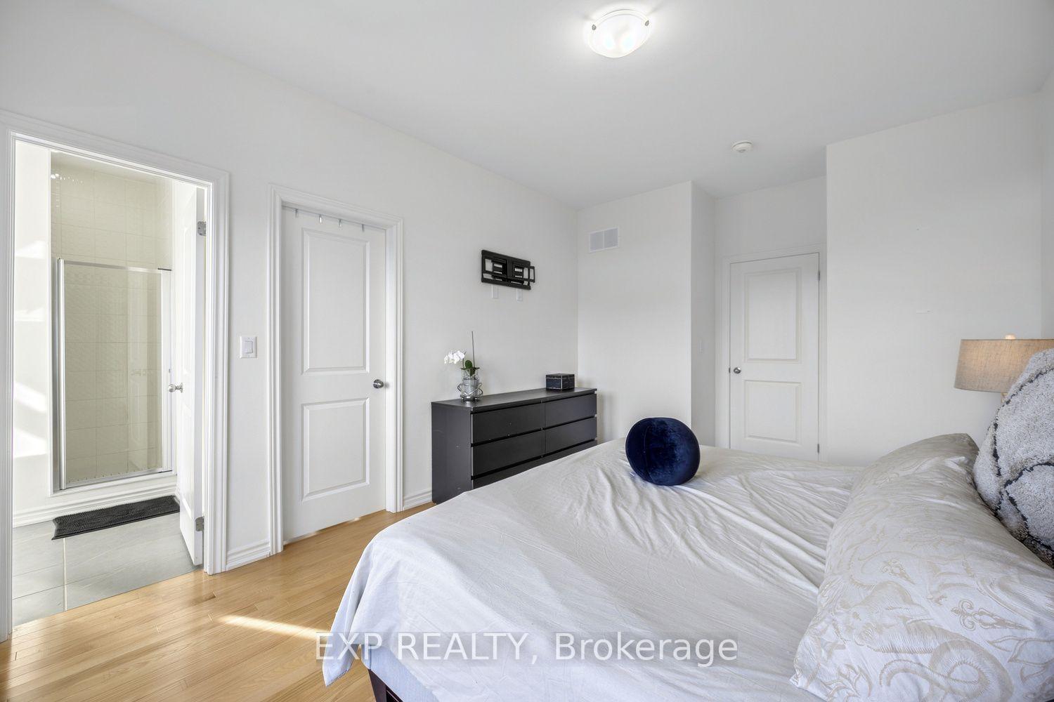 Photo 16 of 537 Danks Ridge Drive, Ajax, South East — HOMEH