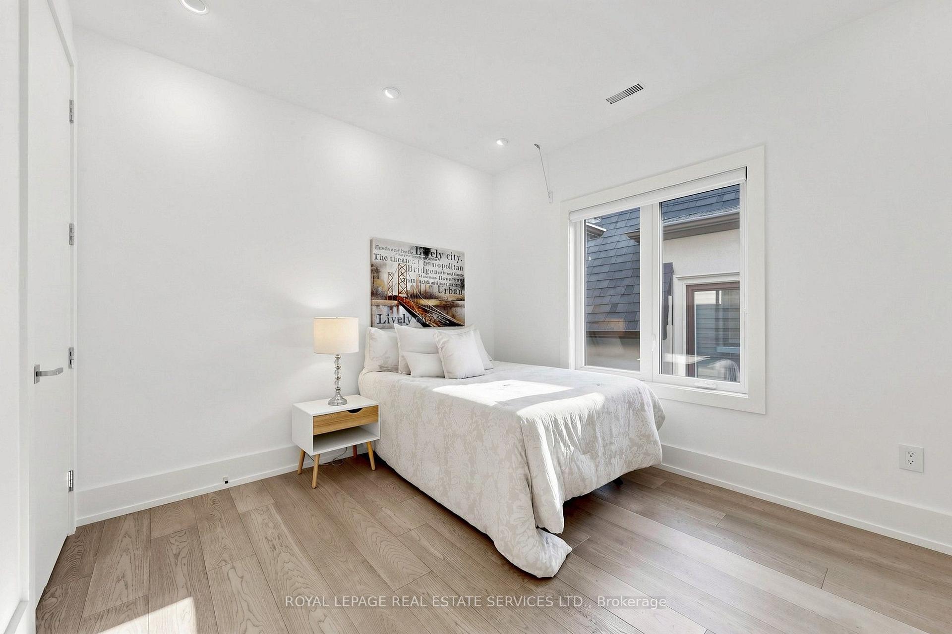 Photo 27 of 383 Melrose Avenue, Toronto, Bedford Park-Nortown — HOMEH