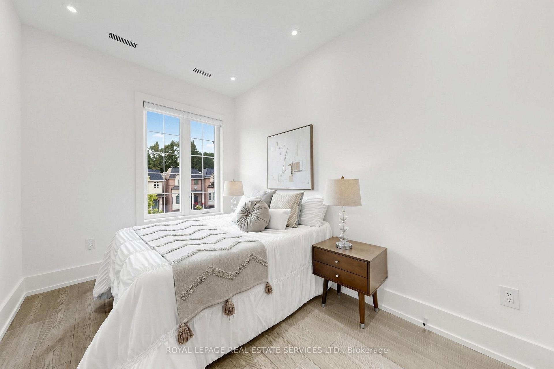 Photo 28 of 383 Melrose Avenue, Toronto, Bedford Park-Nortown — HOMEH