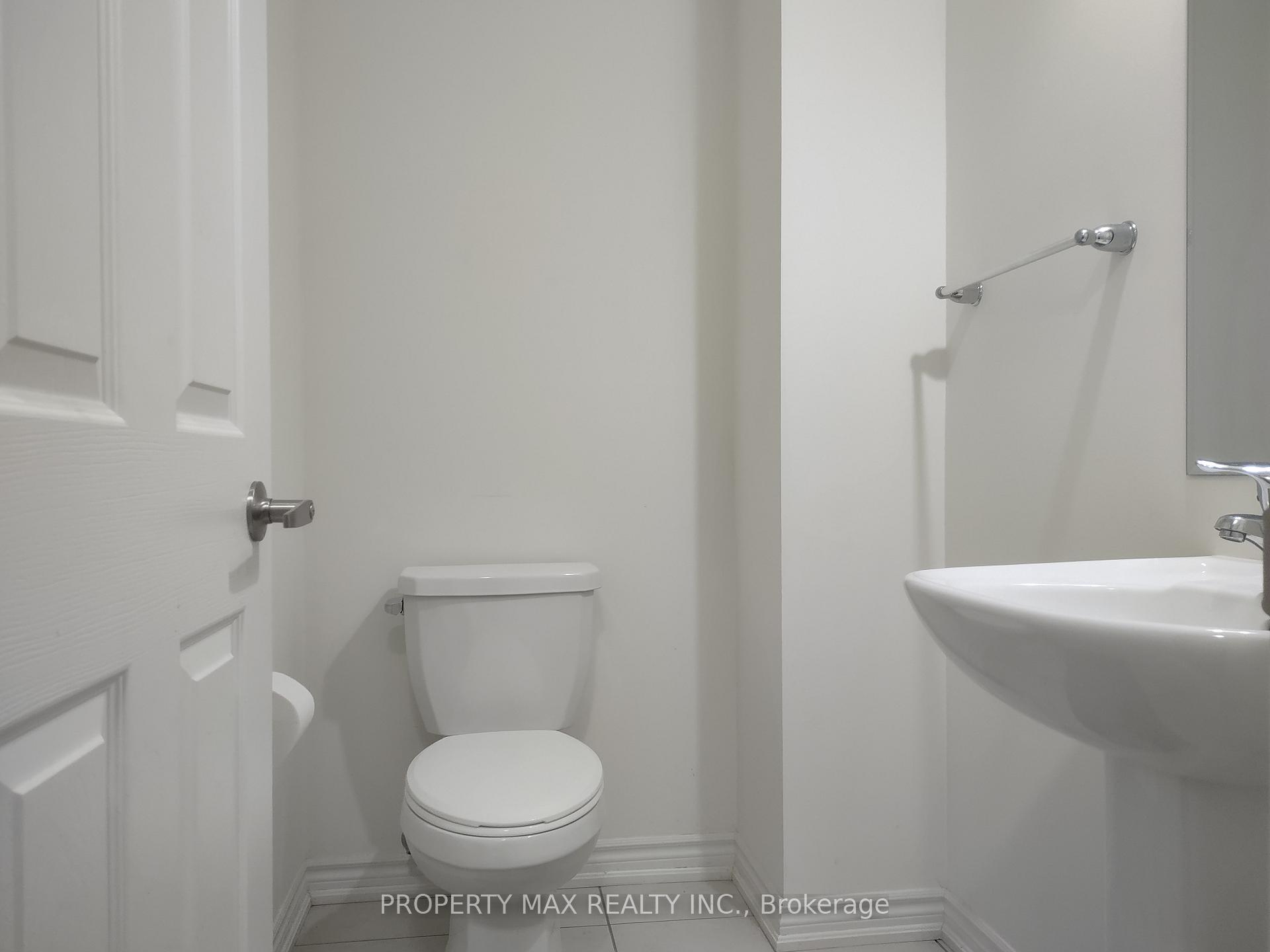 Photo 3 of Unit 12, 240 Lagerfeld Drive, Brampton, Northwest Brampton — HOMEH