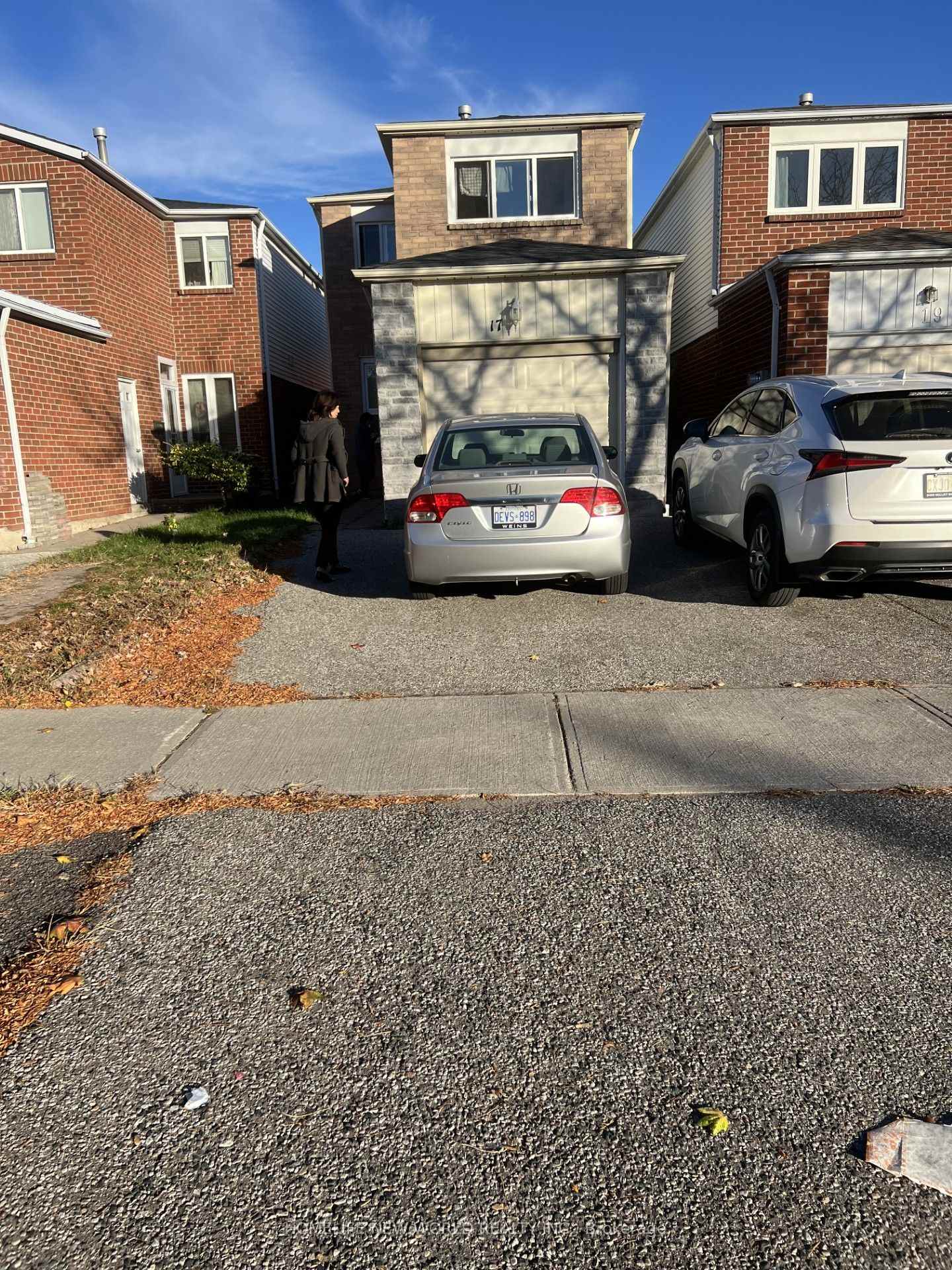 Photo of 17 Goldhawk Trail