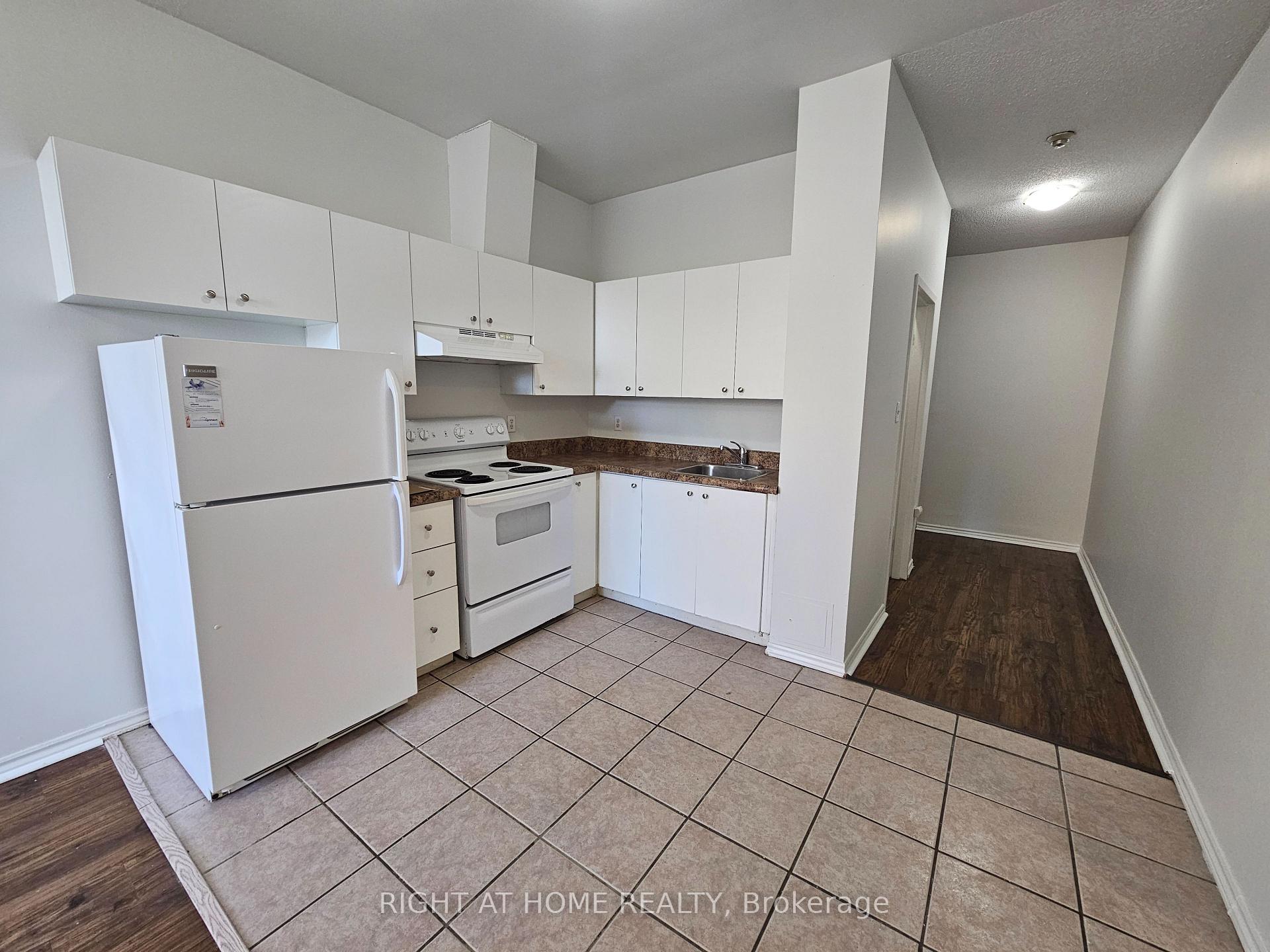 Photo 4 of Unit 309, 1801 Eglinton Avenue W, Toronto, Oakwood Village — HOMEH